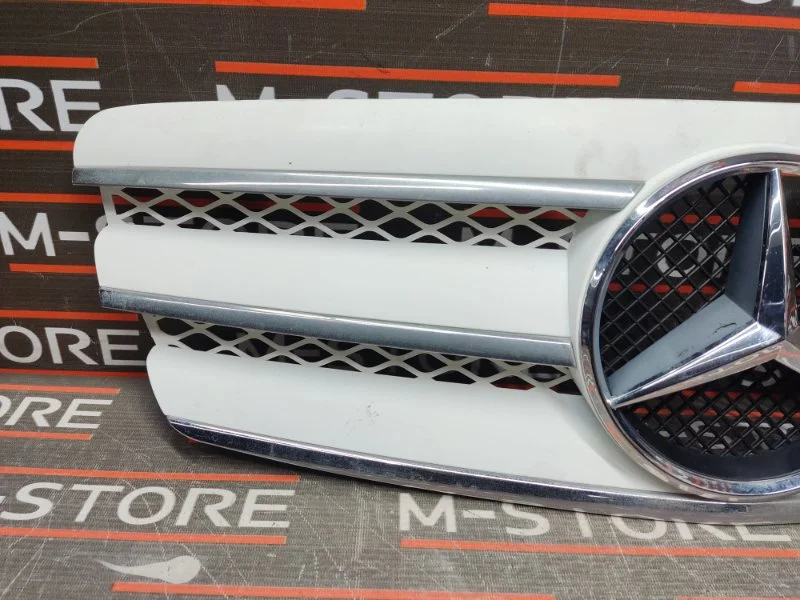 Решетка радиатора Mercedes-Benz E-class W211 - миниатюра 4