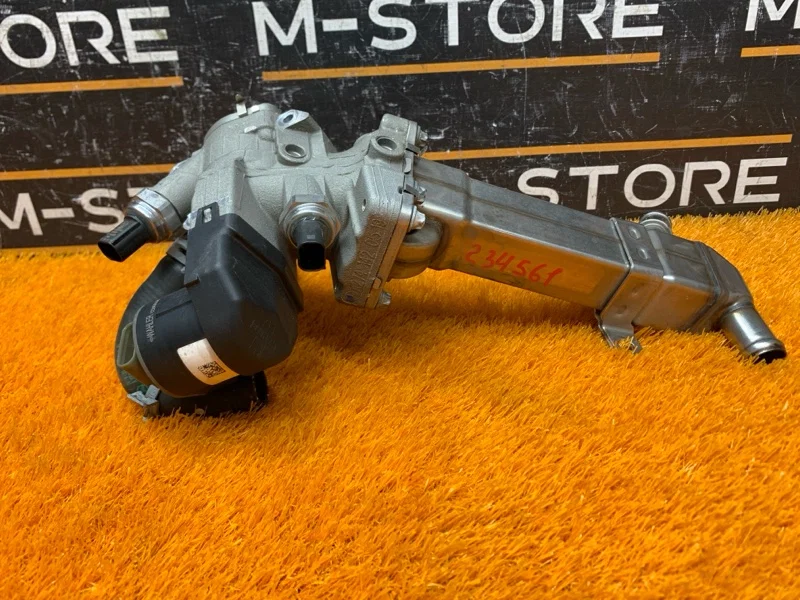 Клапан EGR Mercedes-Benz C-Class W205 274.920 2015 - миниатюра 3