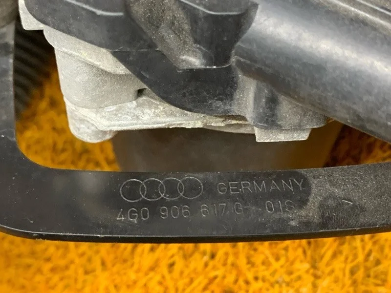 Насос продувки катализатора Audi A6 C7/4G CHJA - миниатюра 9