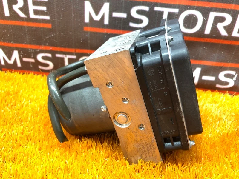 Блок ABS Mercedes-Benz E-class W212 642.850 2011 - миниатюра 5