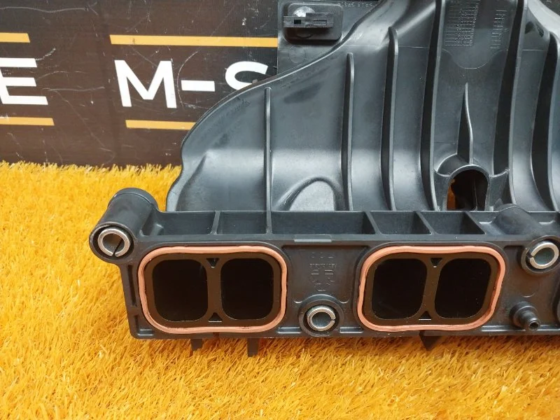 Коллектор впускной Volvo XC60 DZ47 B4204T7 2013 - миниатюра 6