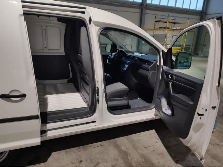 Volkswagen Caddy 1.6 MT🆕 - миниатюра 3