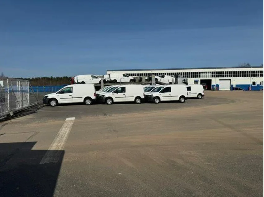 Volkswagen Caddy 1.6 MT🆕 - миниатюра 11