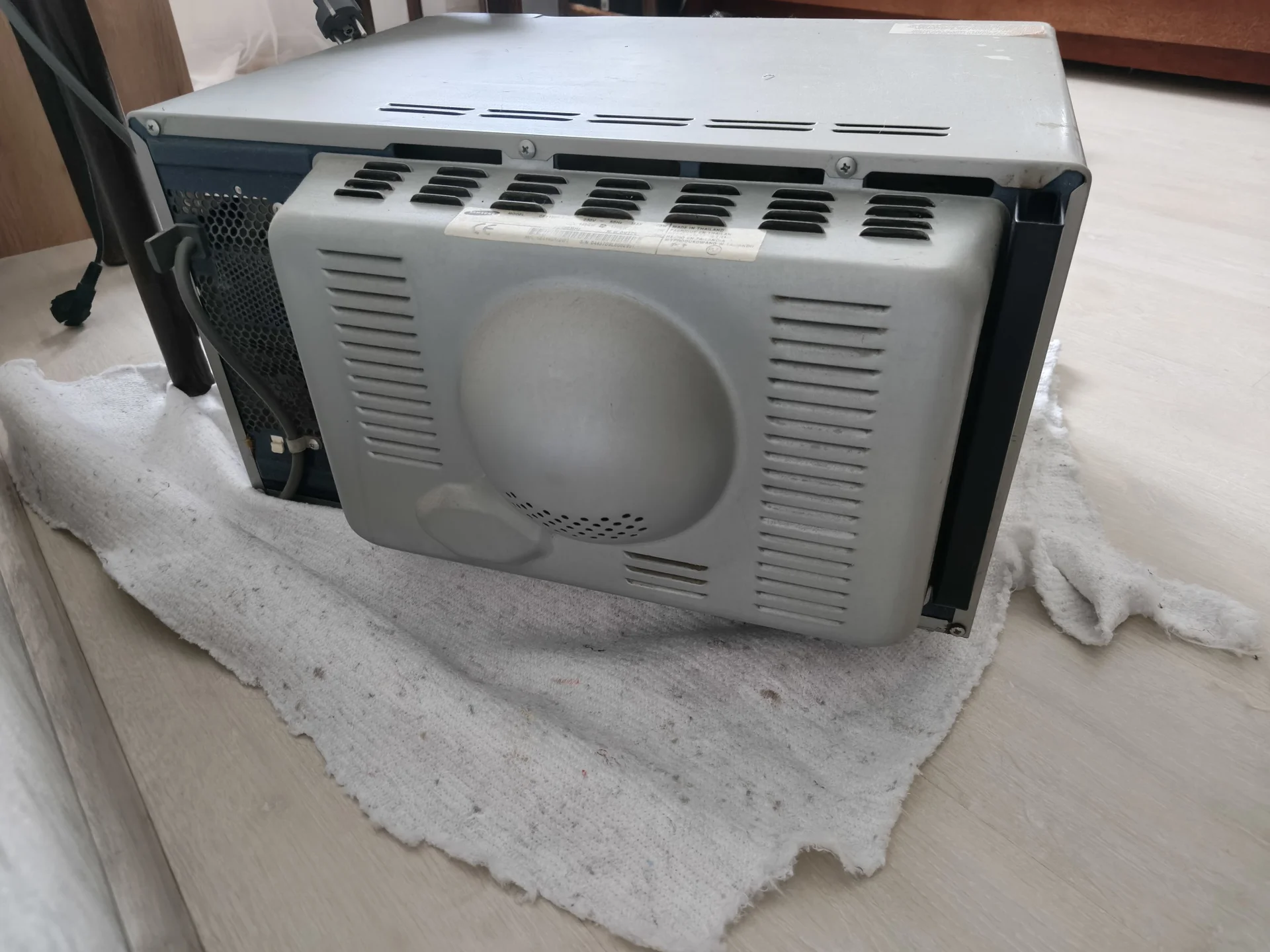 Микрoвoлнoвaя печь Samsung СЕ1190R - миниатюра 3