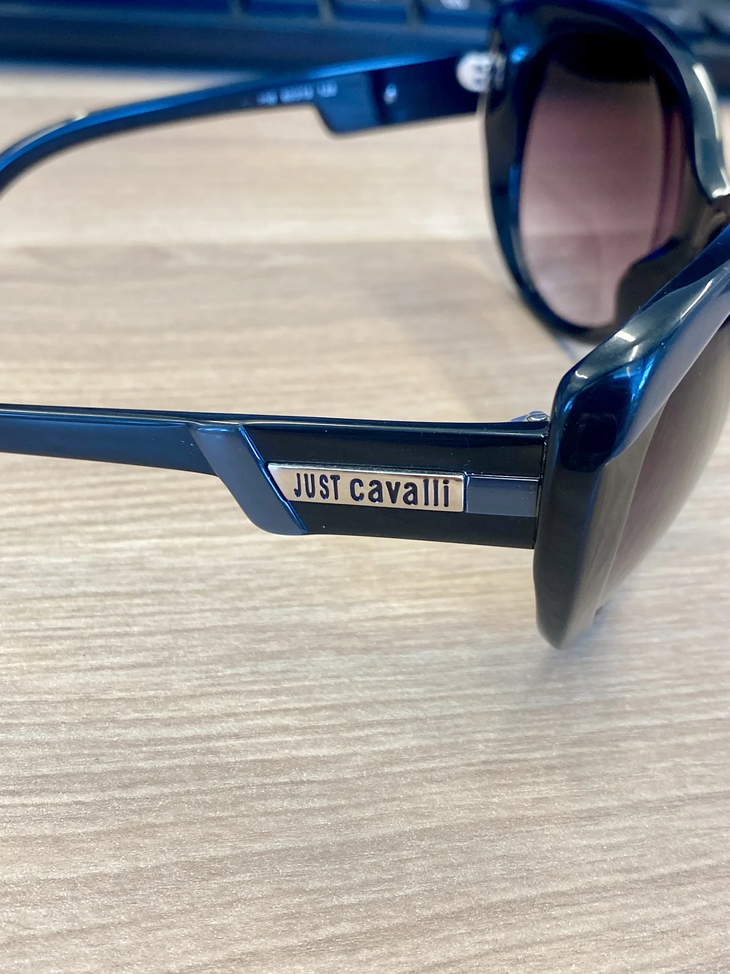 Солнечные очки оригинал Just Cavalli оригинал - миниатюра 5