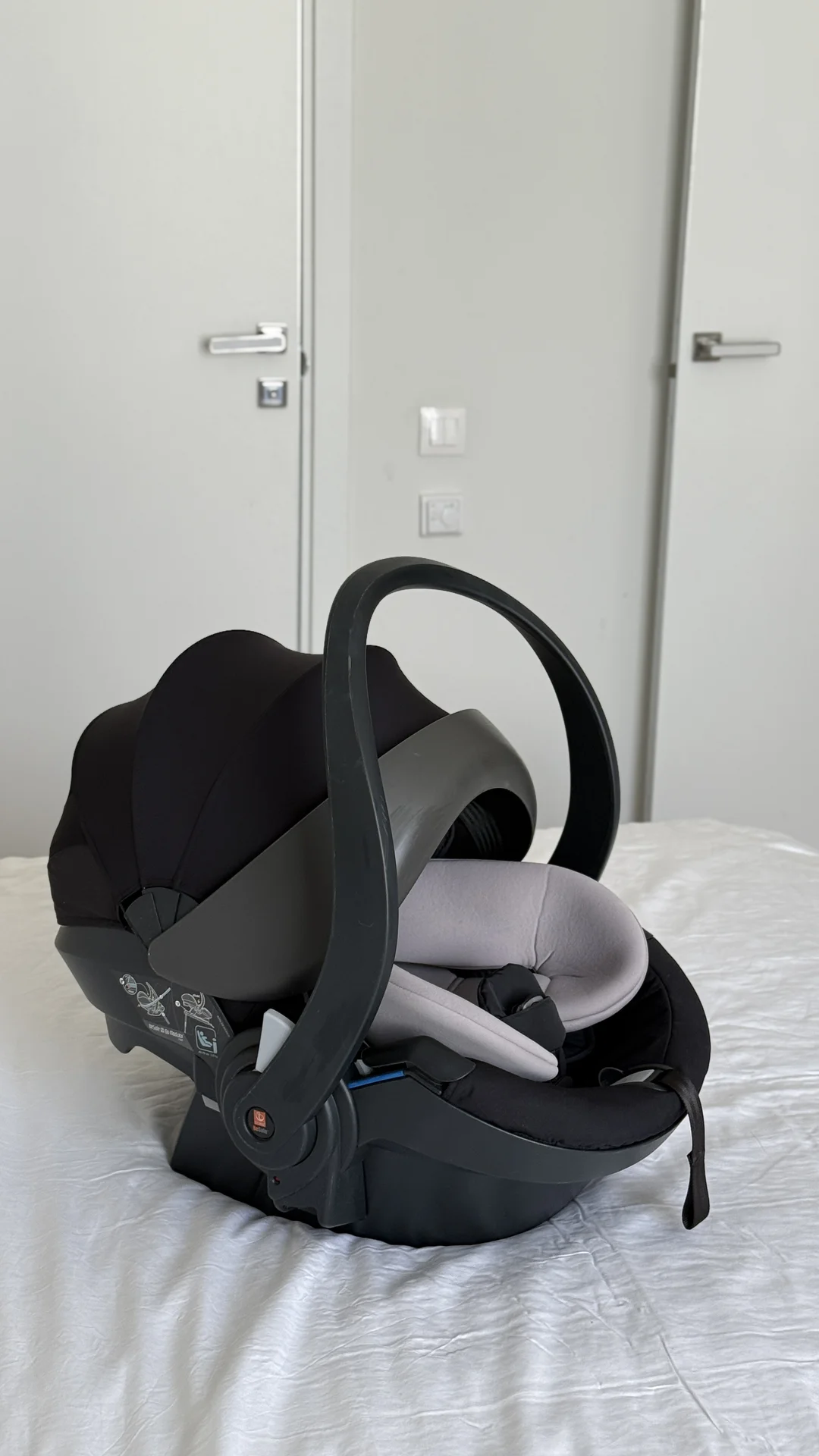 Автолюлька Stokke iZi Go Modular by BeSafe i-Size - миниатюра 3