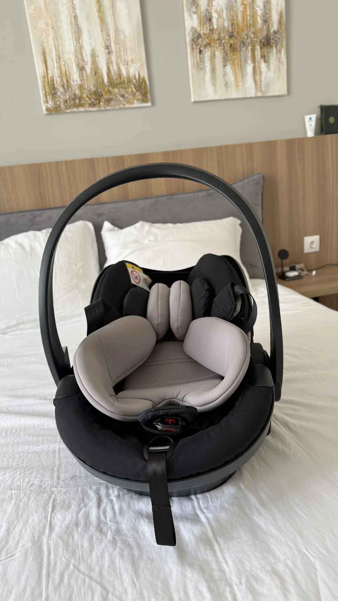Автолюлька Stokke iZi Go Modular by BeSafe i-Size - миниатюра 4