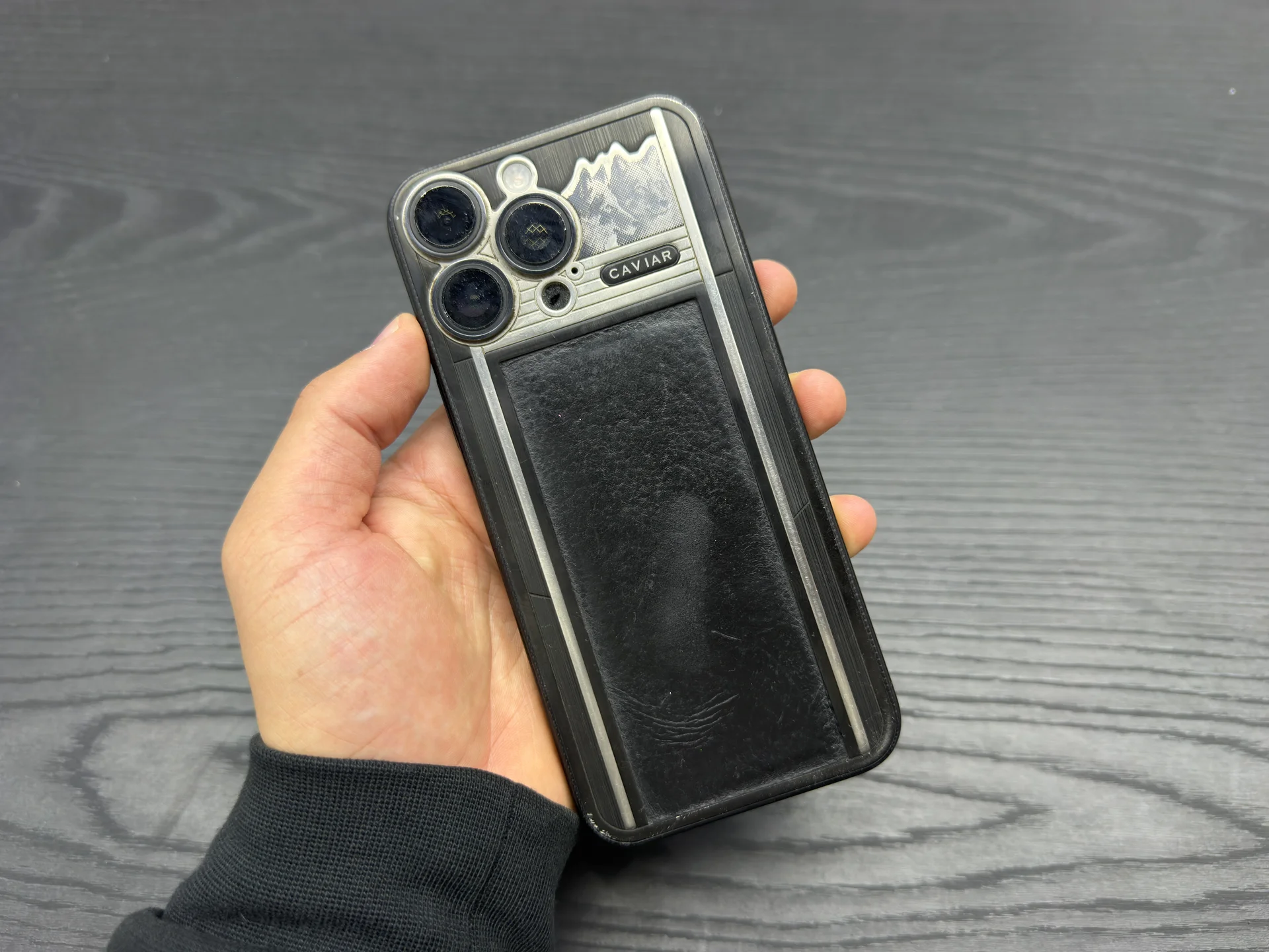 iPhone 16 Pro Max 1Tb Caviar - миниатюра 2
