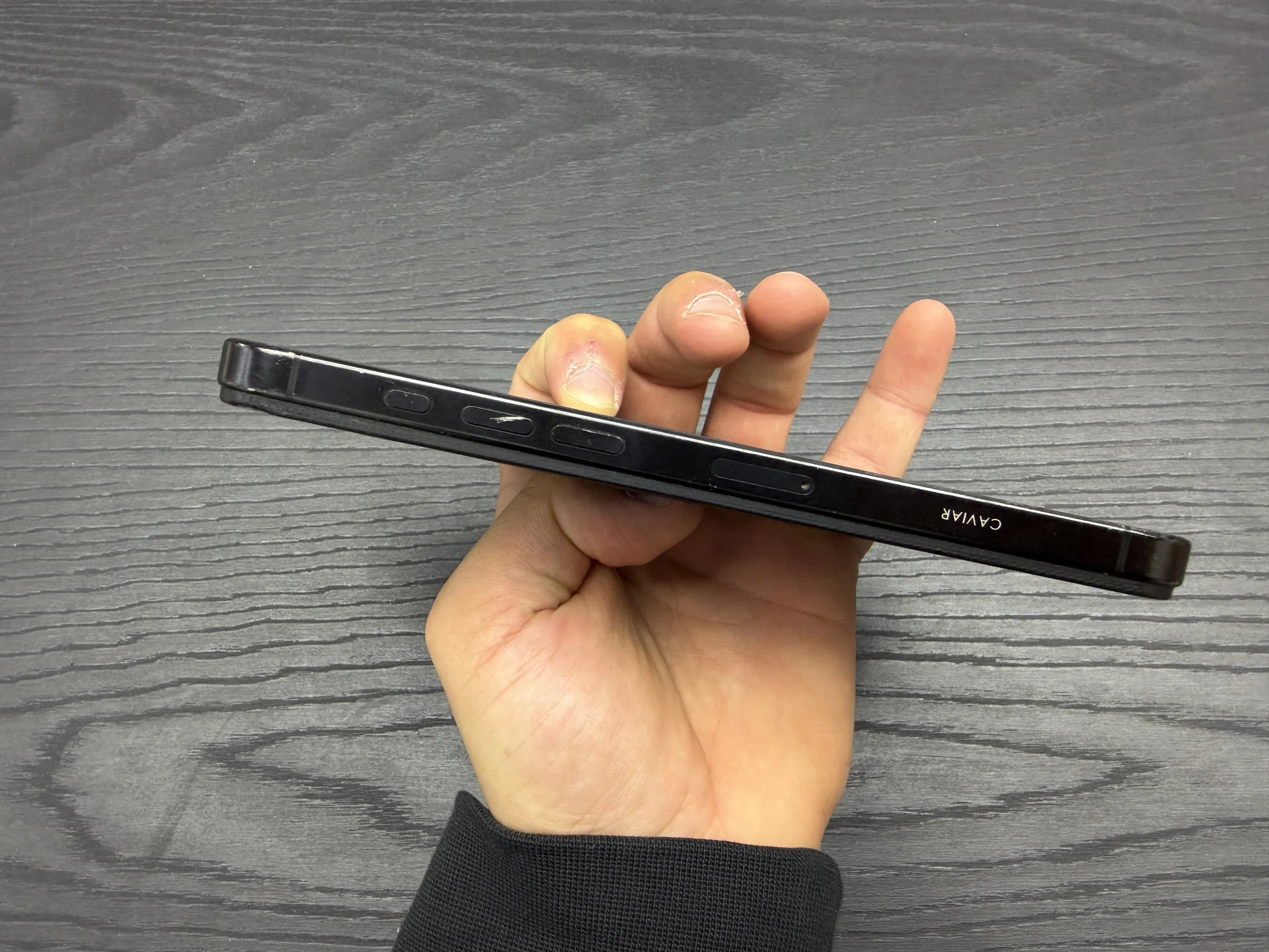 iPhone 16 Pro Max 1Tb Caviar - миниатюра 5