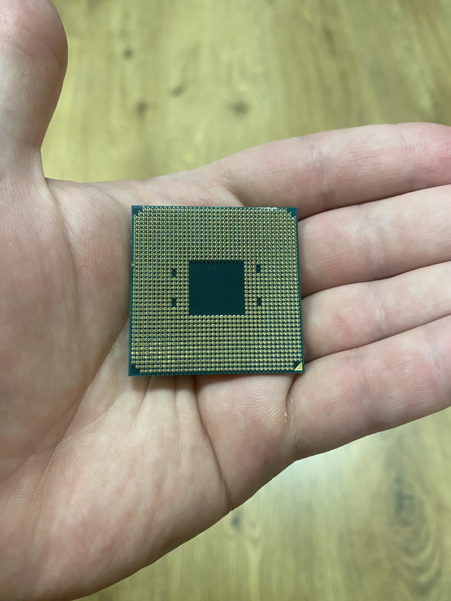 Процессор Ryzen 7 3700x с кулером - миниатюра 2