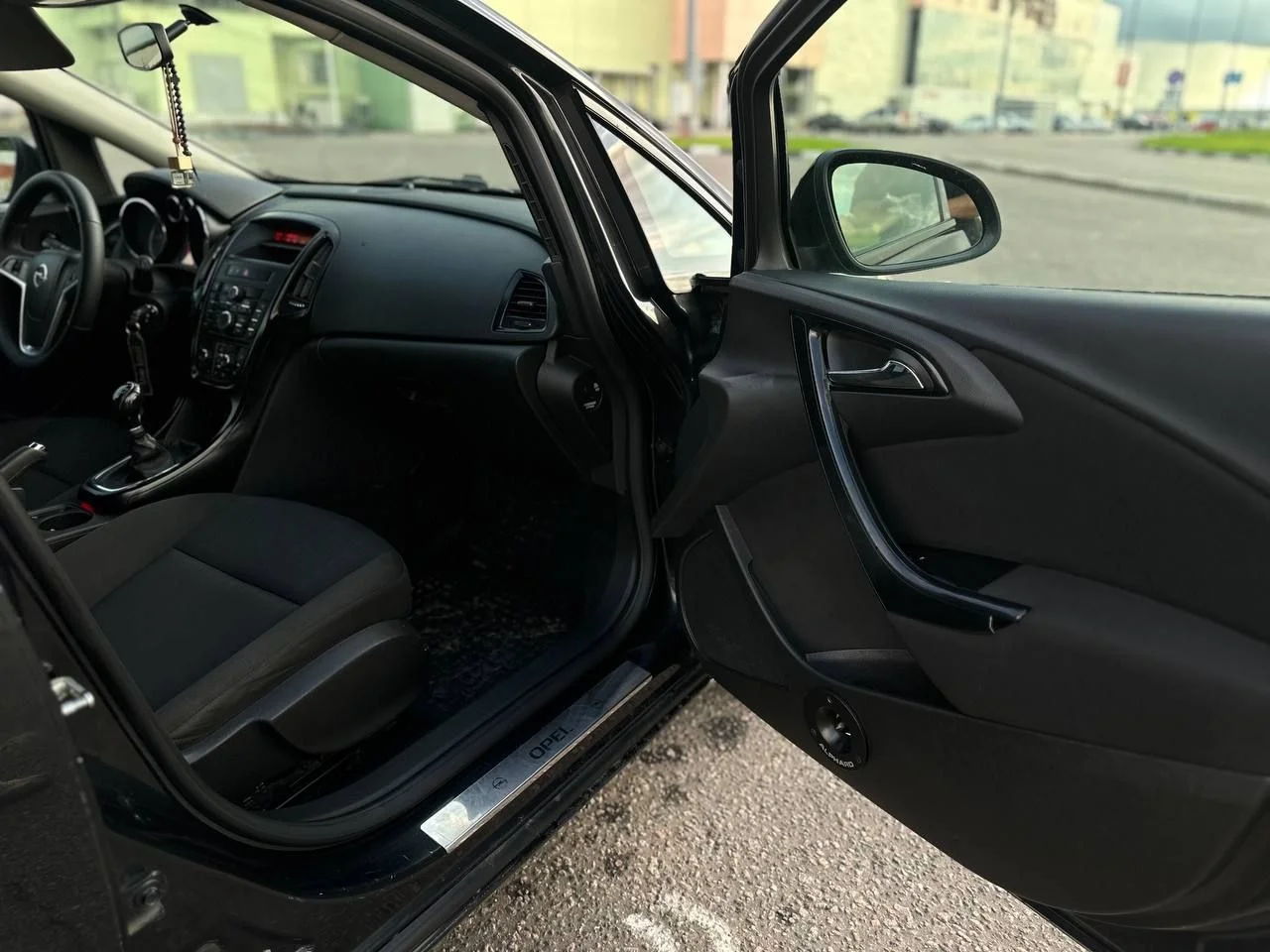Opel Astra J 2012 - миниатюра 18