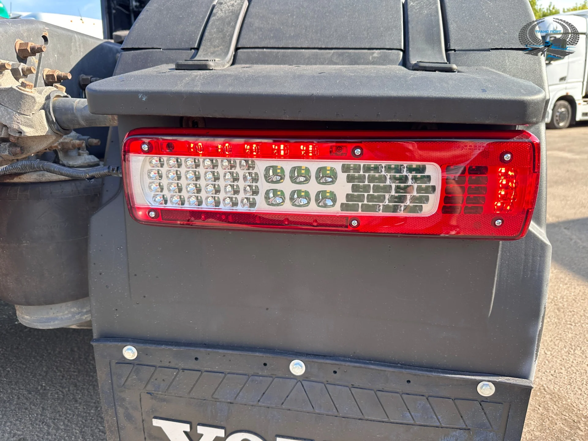 Седельный тягач Volvo FH, 2019 - миниатюра 16