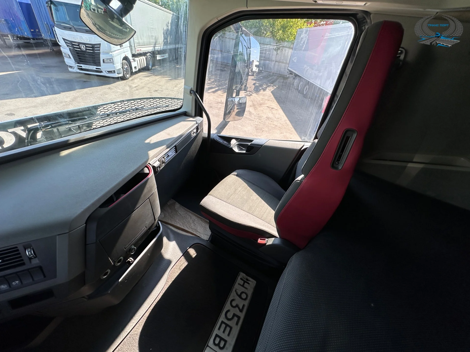 Седельный тягач Volvo FH, 2019 - миниатюра 29