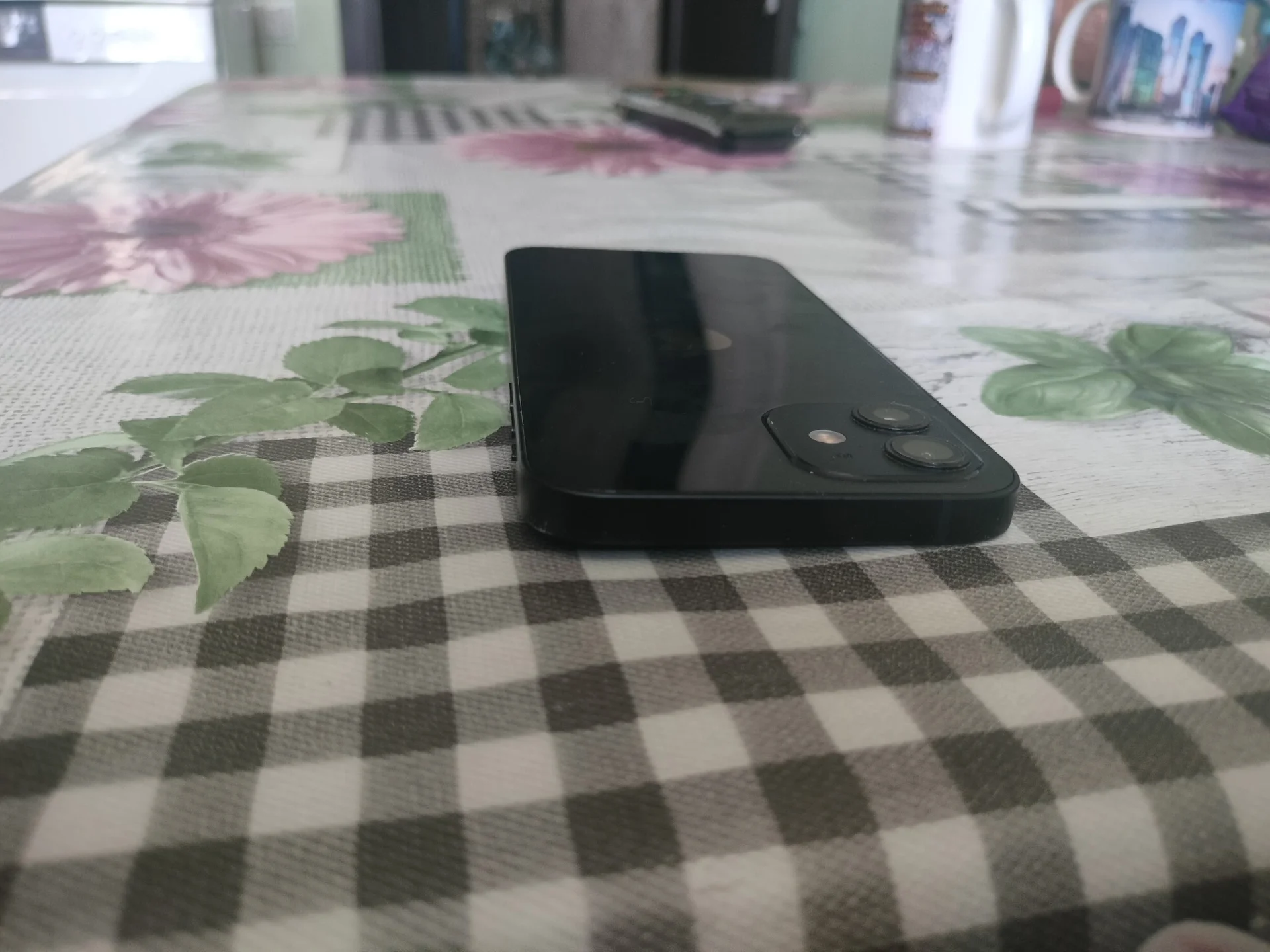 Iphone 12 - миниатюра 2
