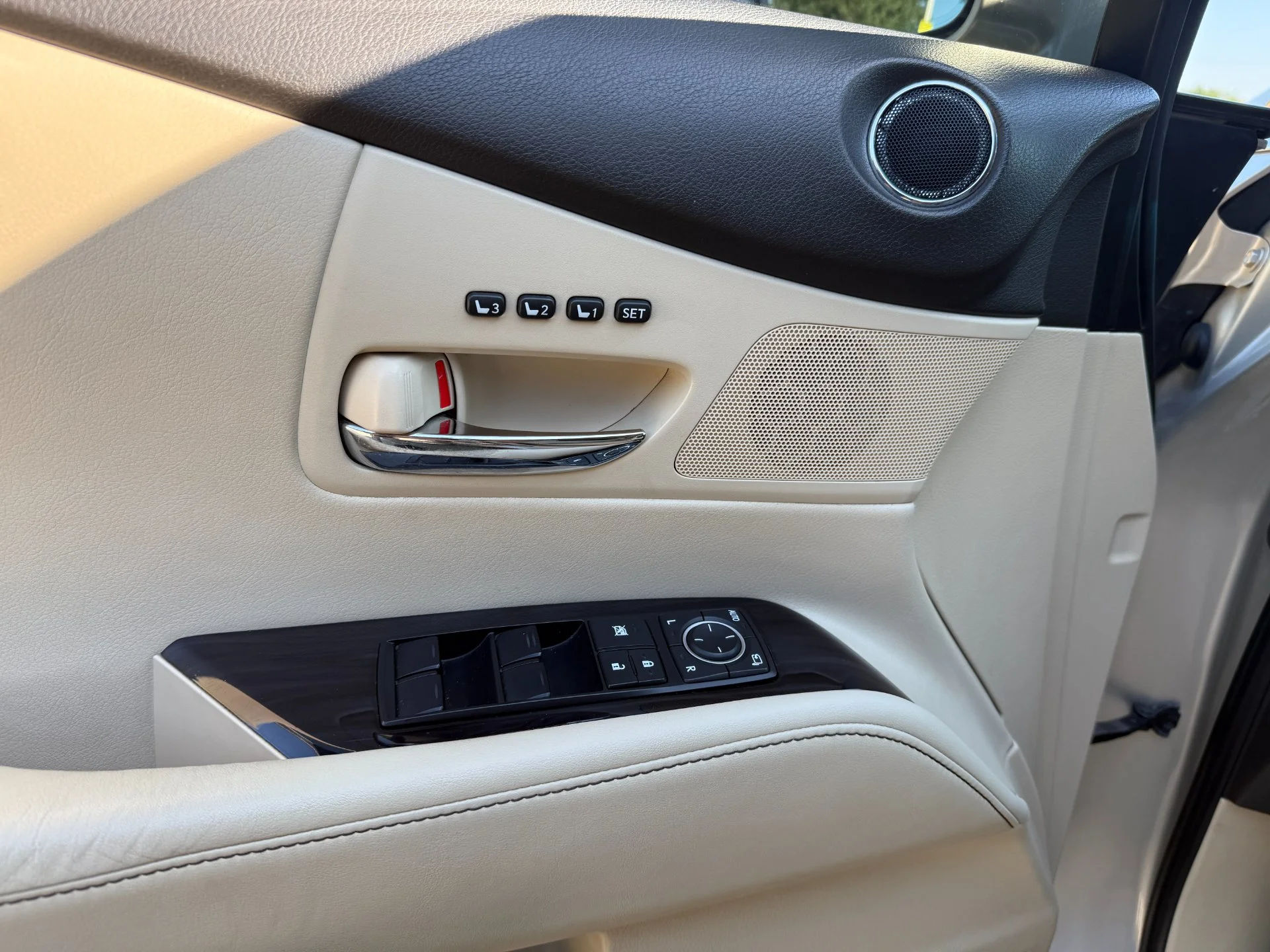 Lexus RX 2.7 - миниатюра 5