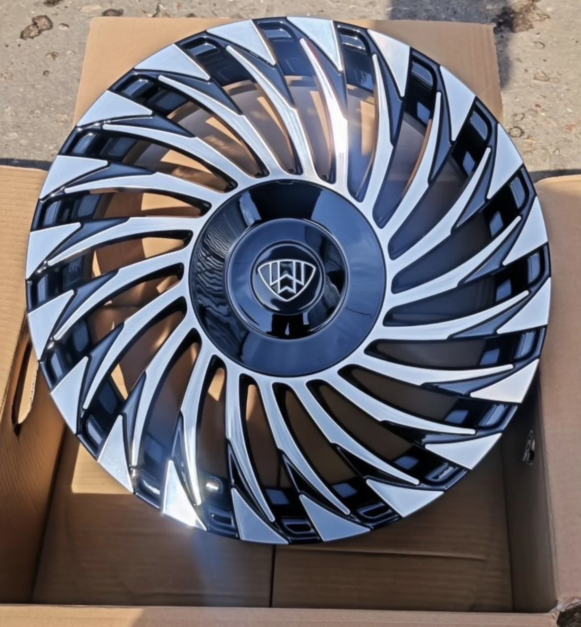 Литые диски r15 4x100 - изображение 1