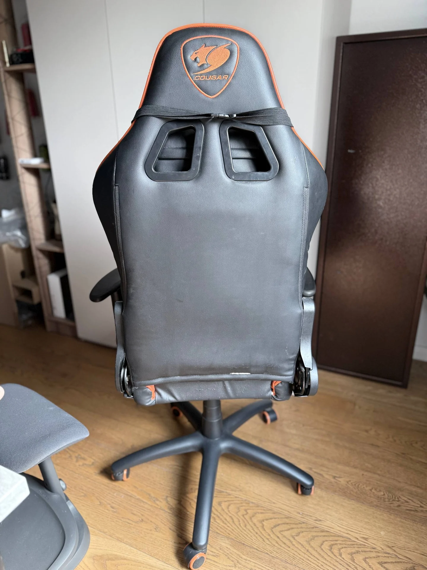 Компьютерное кресло Cougar Armor One - миниатюра 3