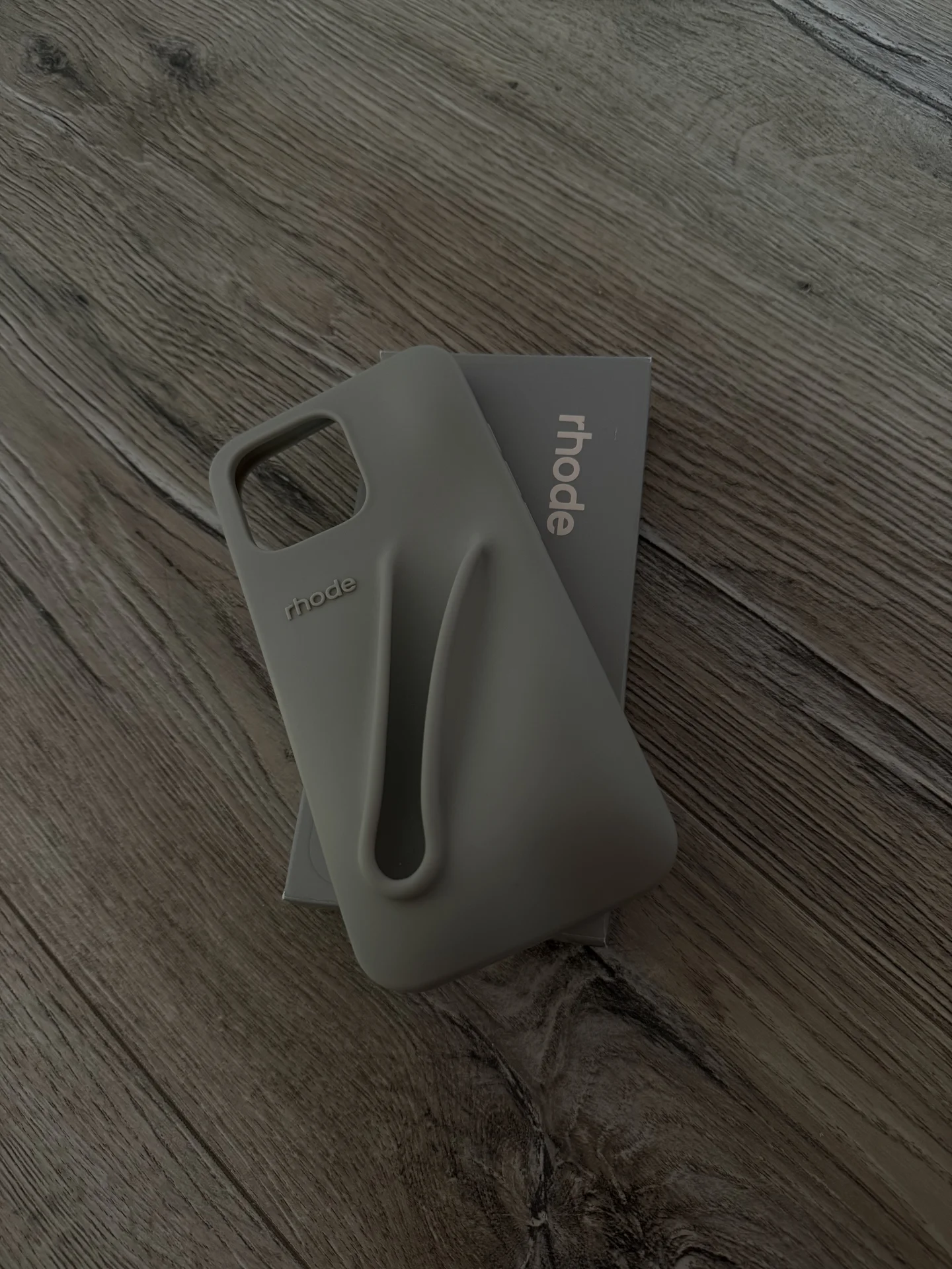 чехлы Rhode 16 pro max - миниатюра 2