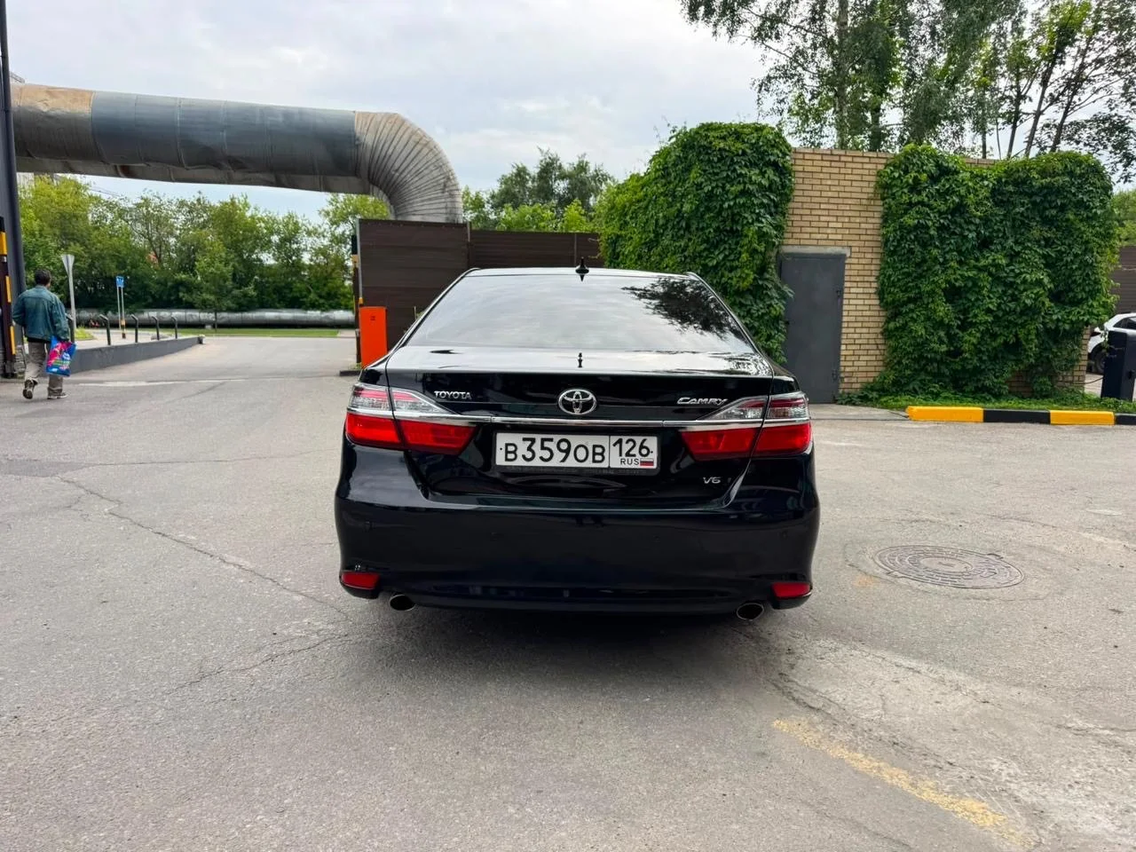 Срочно продам Toyota Camry - миниатюра 5