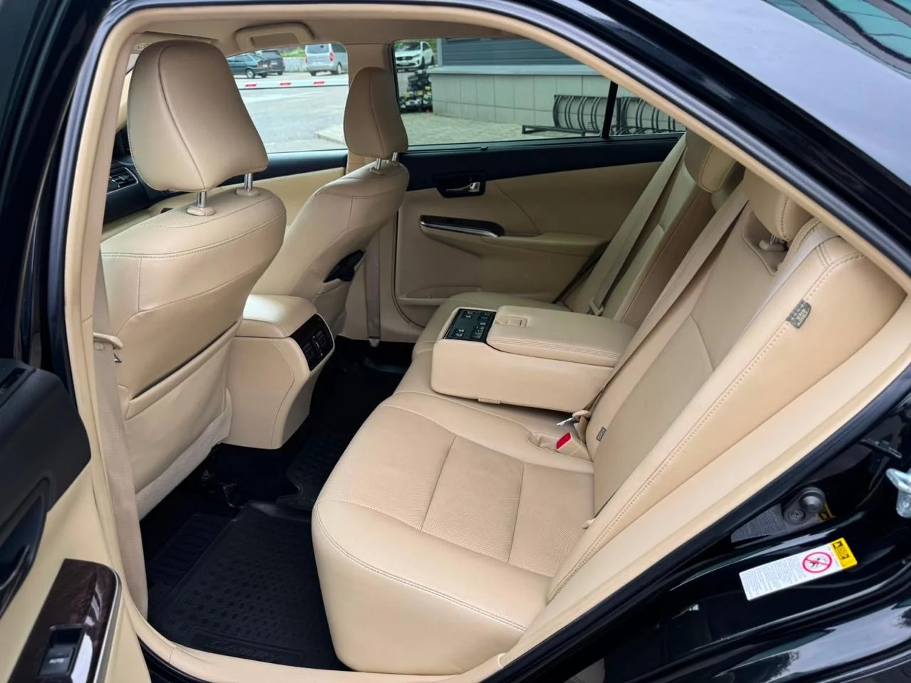 Срочно продам Toyota Camry - миниатюра 12