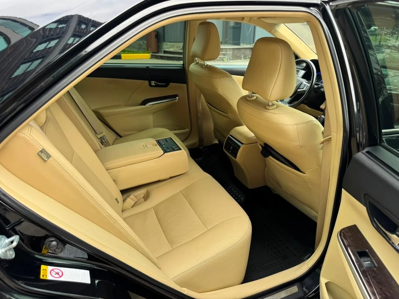 Срочно продам Toyota Camry - миниатюра 14