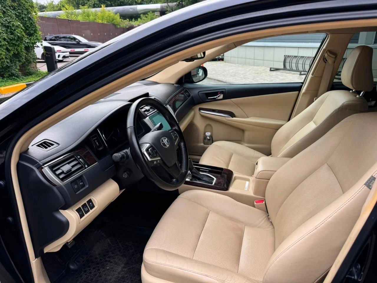 Срочно продам Toyota Camry - миниатюра 19