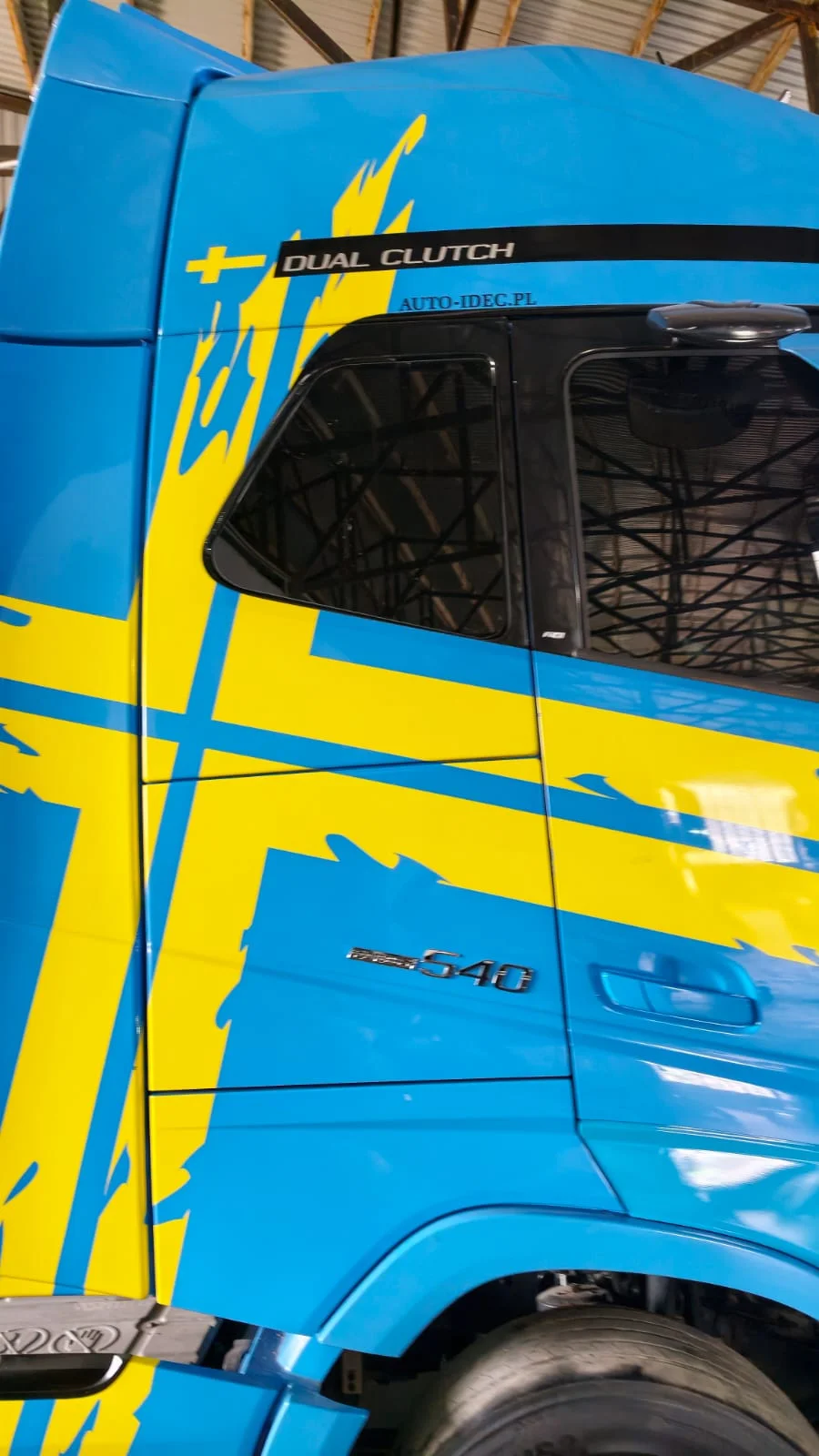 Фальш Стекла Форточки,стекло на Volvo FH4 - миниатюра 3