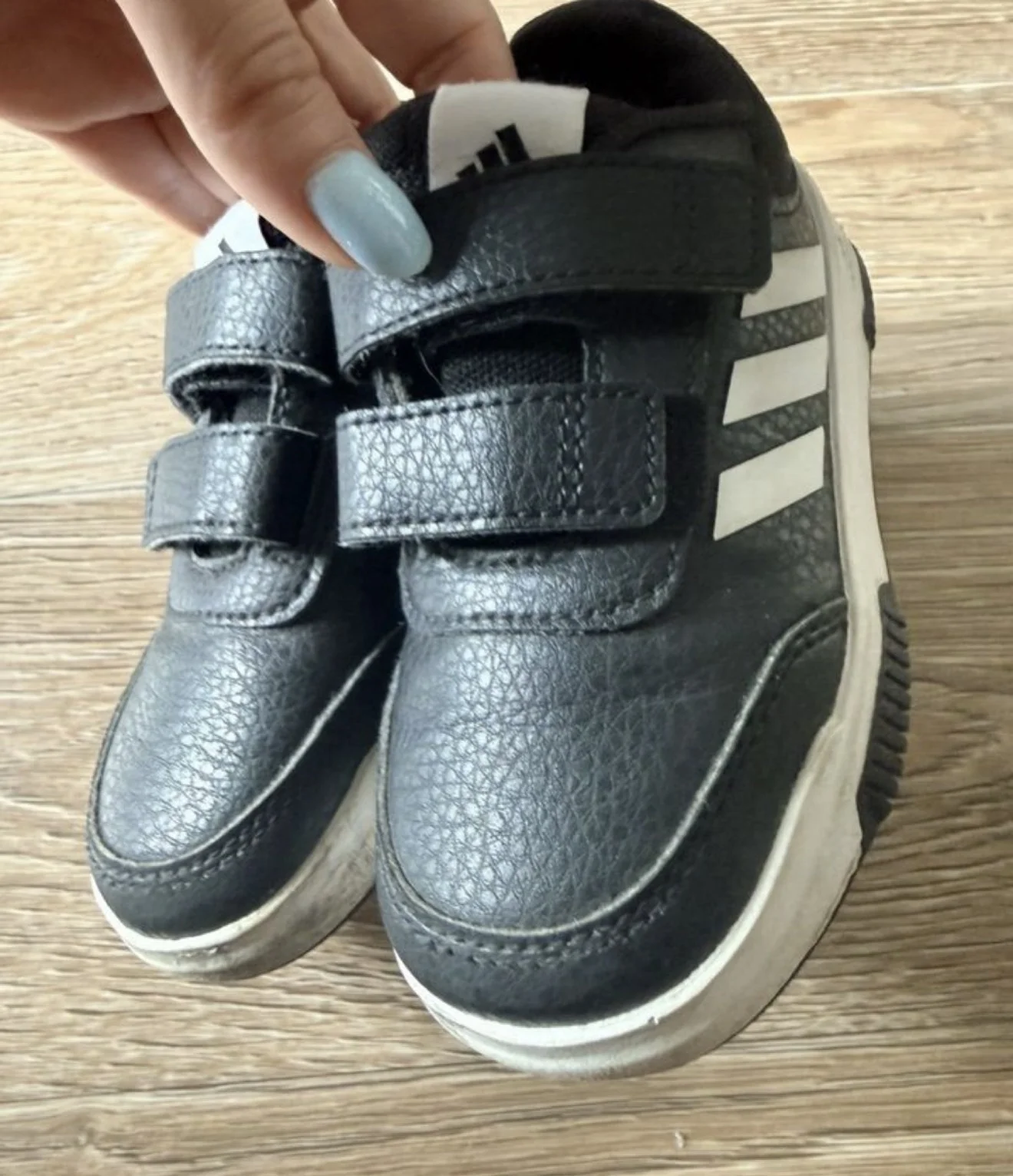 кроссовки adidas 23 размер - миниатюра 2