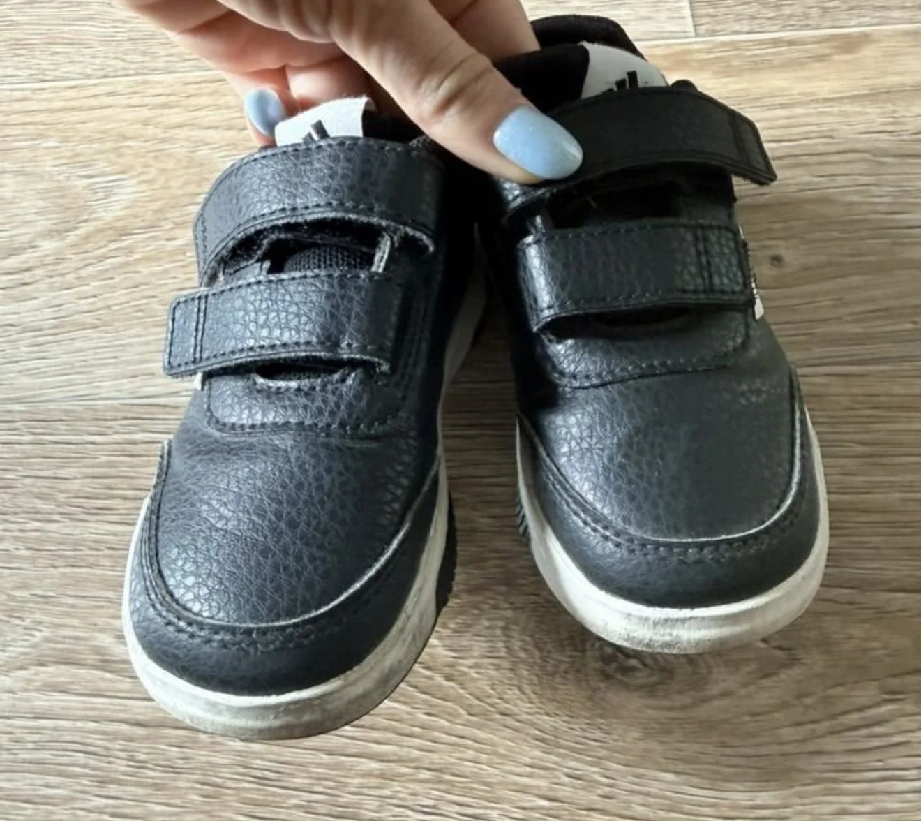 кроссовки adidas 23 размер - миниатюра 3