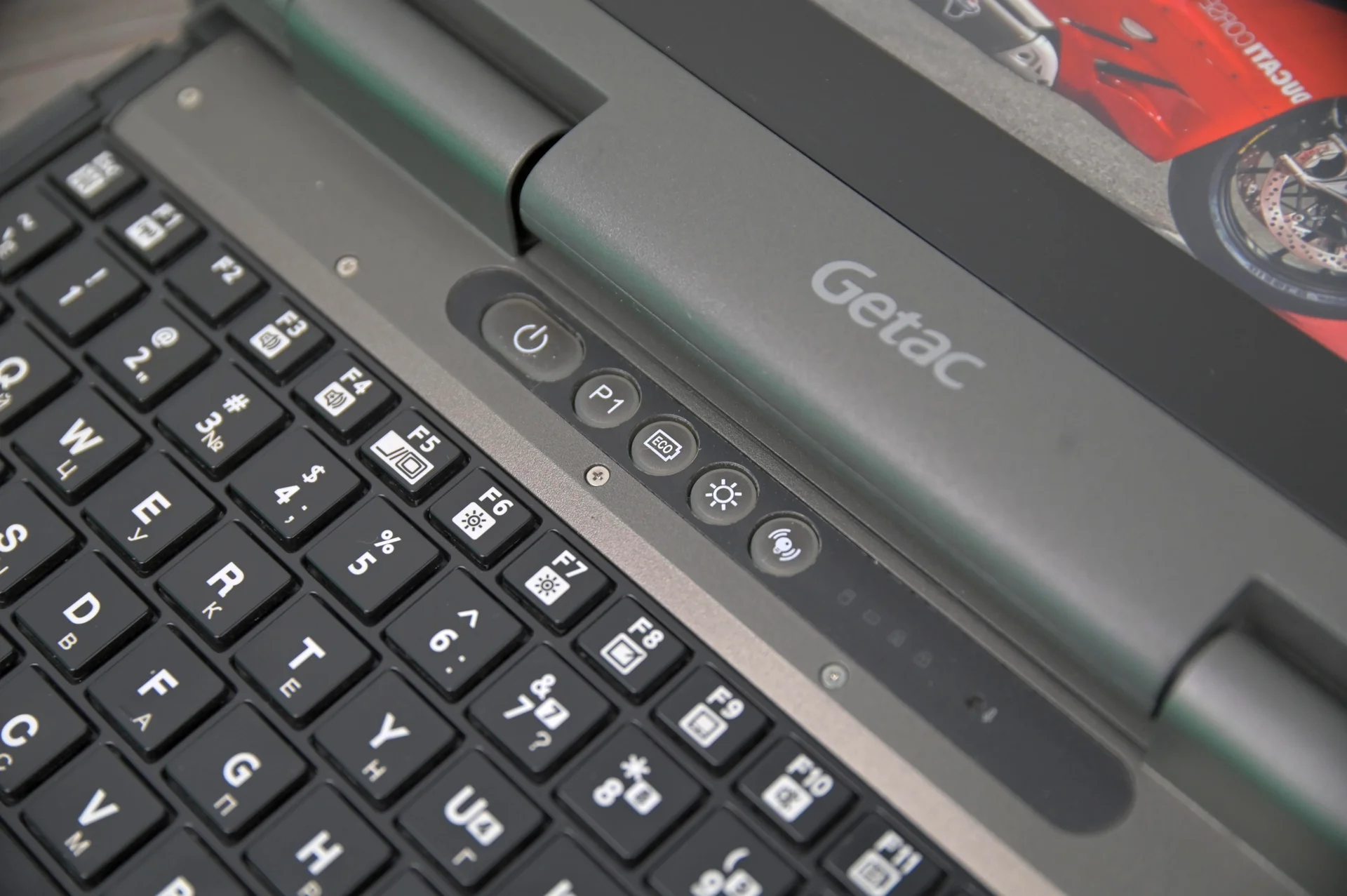 Getac B300 G7 i5 защищённый ноутбук сенсорный - миниатюра 4