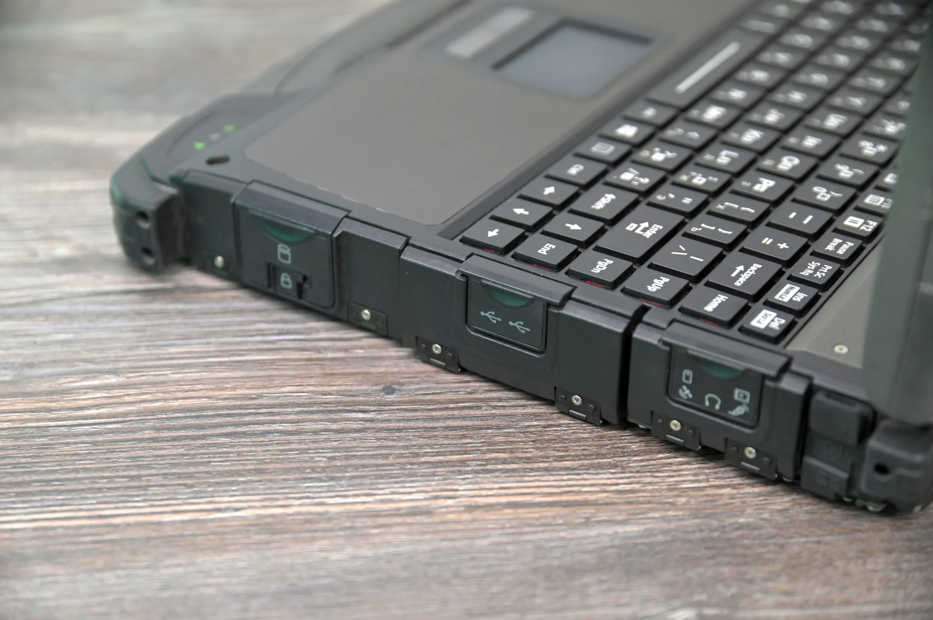 Getac B300 G7 i5 защищённый ноутбук сенсорный - миниатюра 7