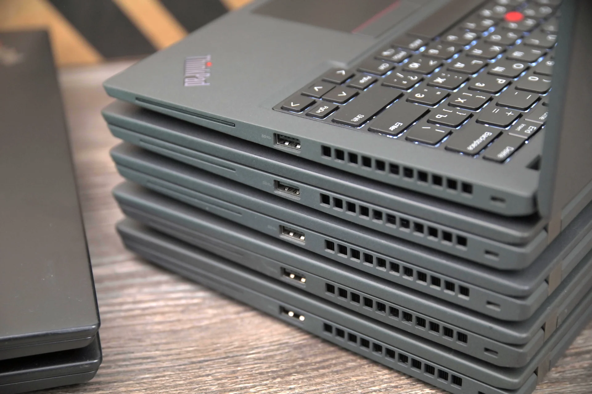 Lenovo ThinkPad X13 Gen2/X13 Gen3/X390/X395 много - миниатюра 5