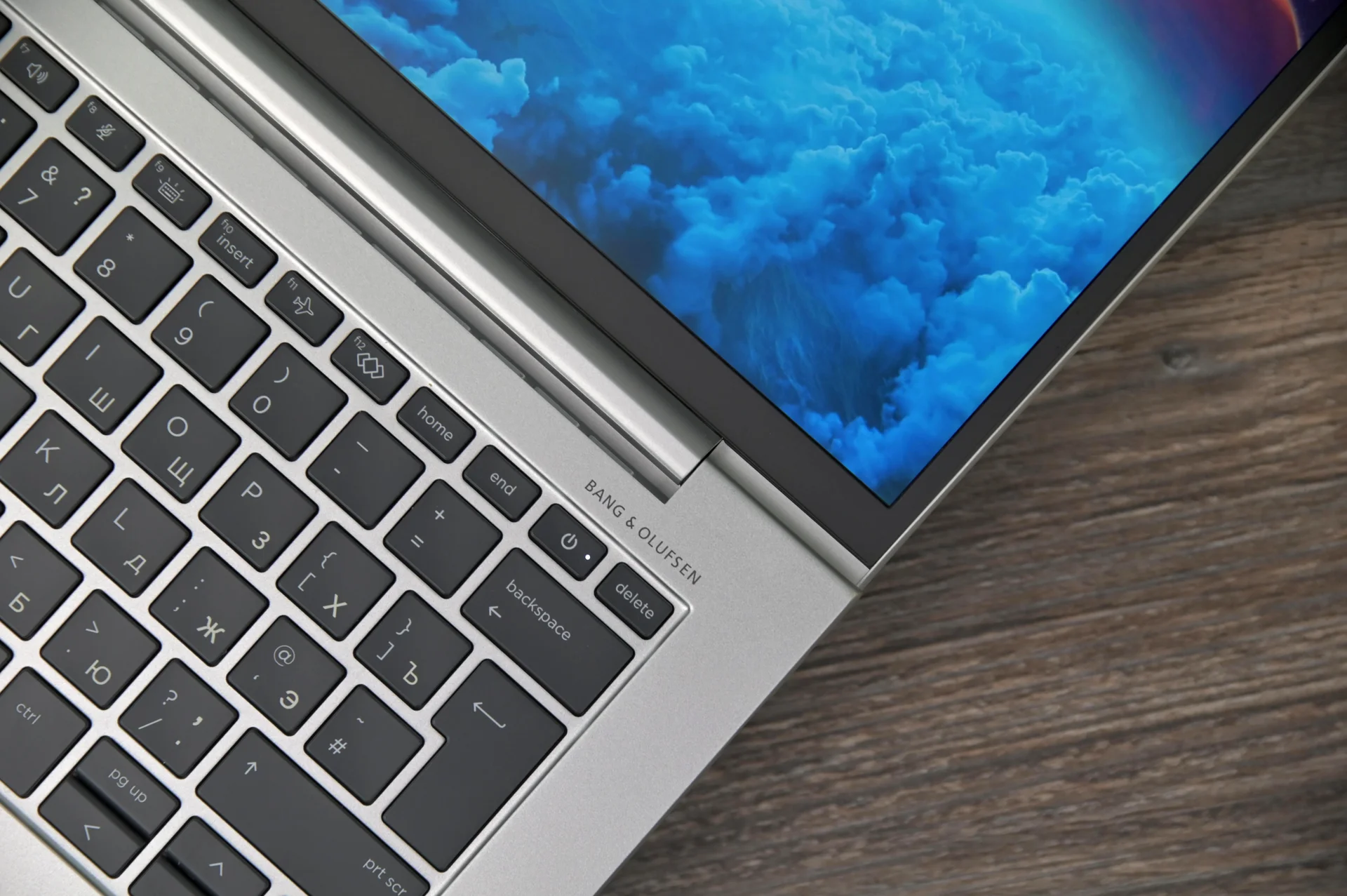 HP Elitebook 845 G10 R5 Pro 7540U/16/512/в металле - миниатюра 3