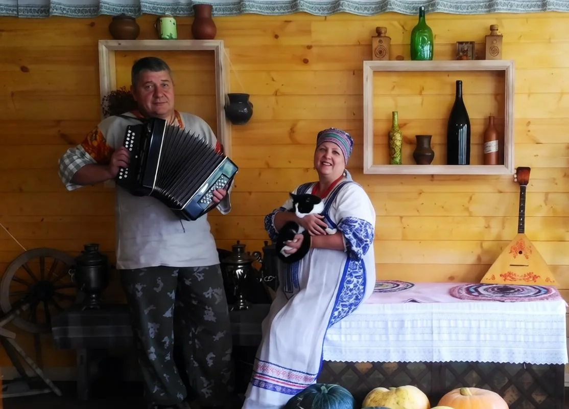 Тур в деревню «БАБУШКА НАПРОКАТ» с баней, едой из печи, Усадьбой XIX века