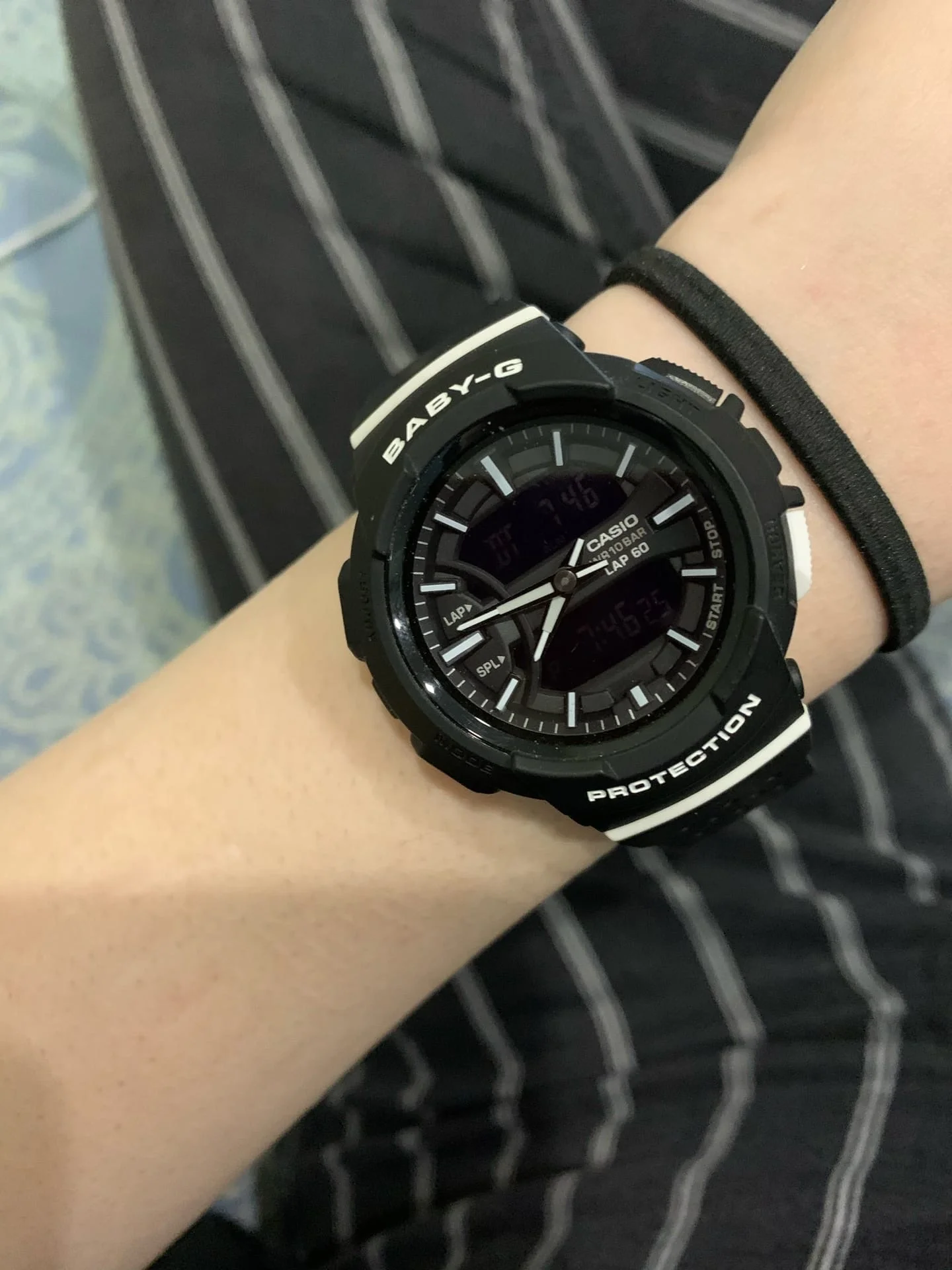 Женские наручные часы casio baby-g bga-240-1a1 - миниатюра 3