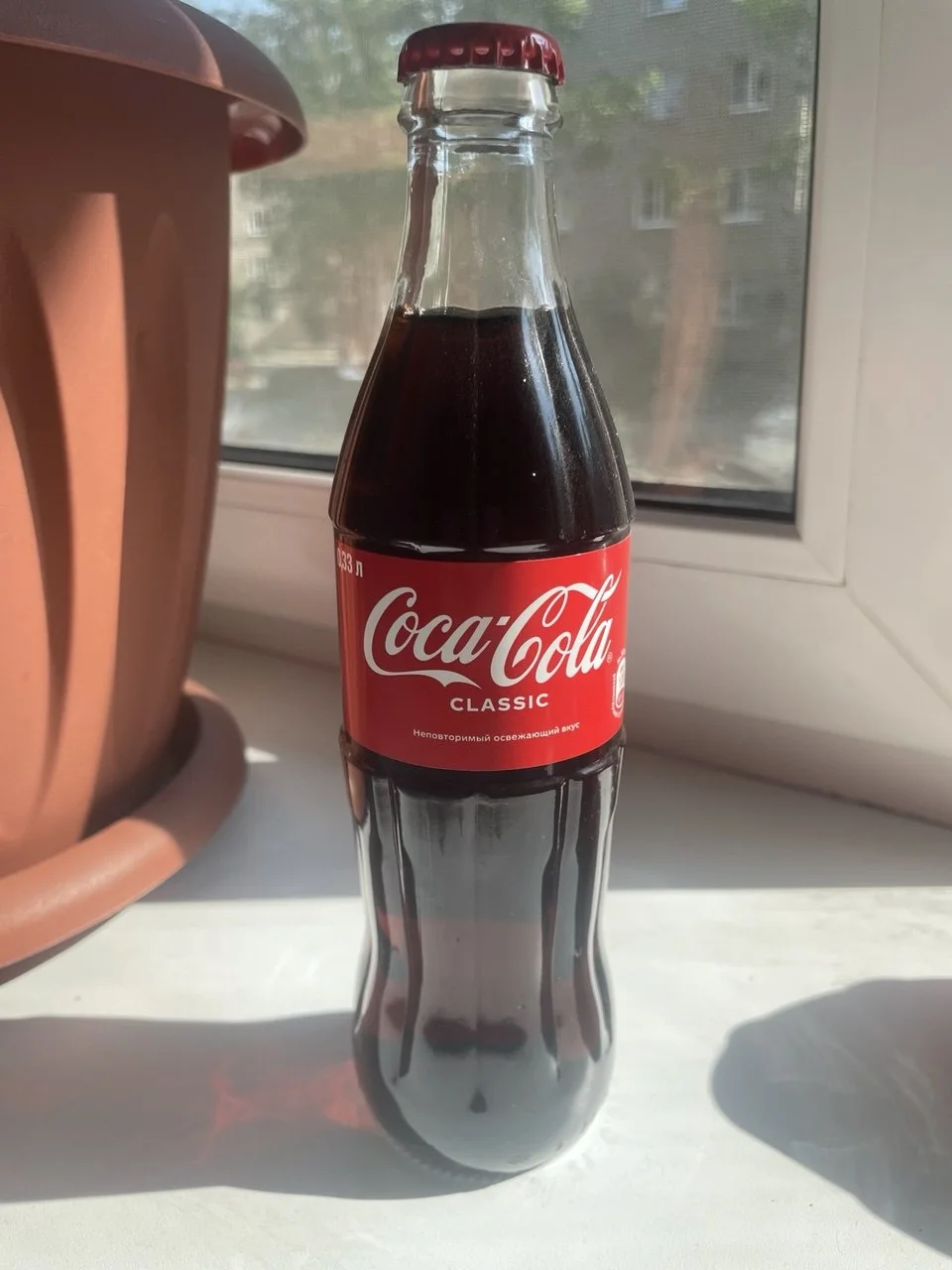 Coca Cola оригинальная в стекле. Производство: Россия 2022 год.