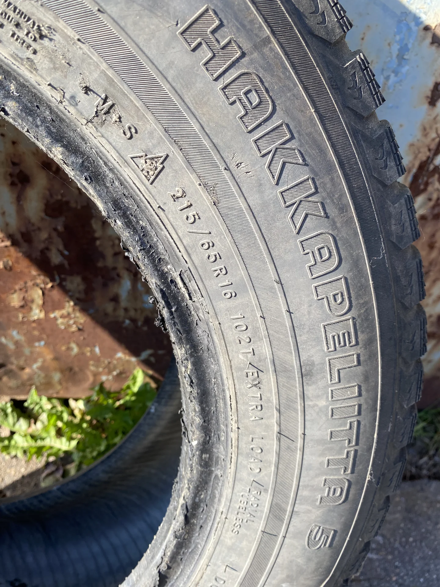 Шина Nokian 215/65 R16 - миниатюра 4