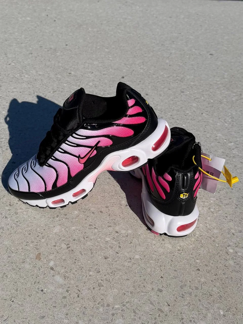 Кроссовки NIKE AIR MAX PLUS TN “HOT PUNCH” - миниатюра 4
