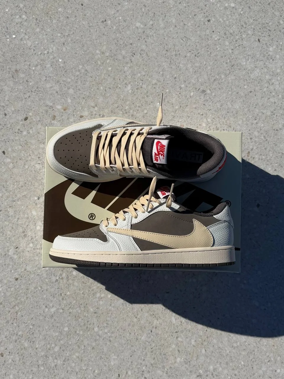Кроссовки NIKE AIR JORDAN 1 RETRO LOW TRAVIS SCOTT
