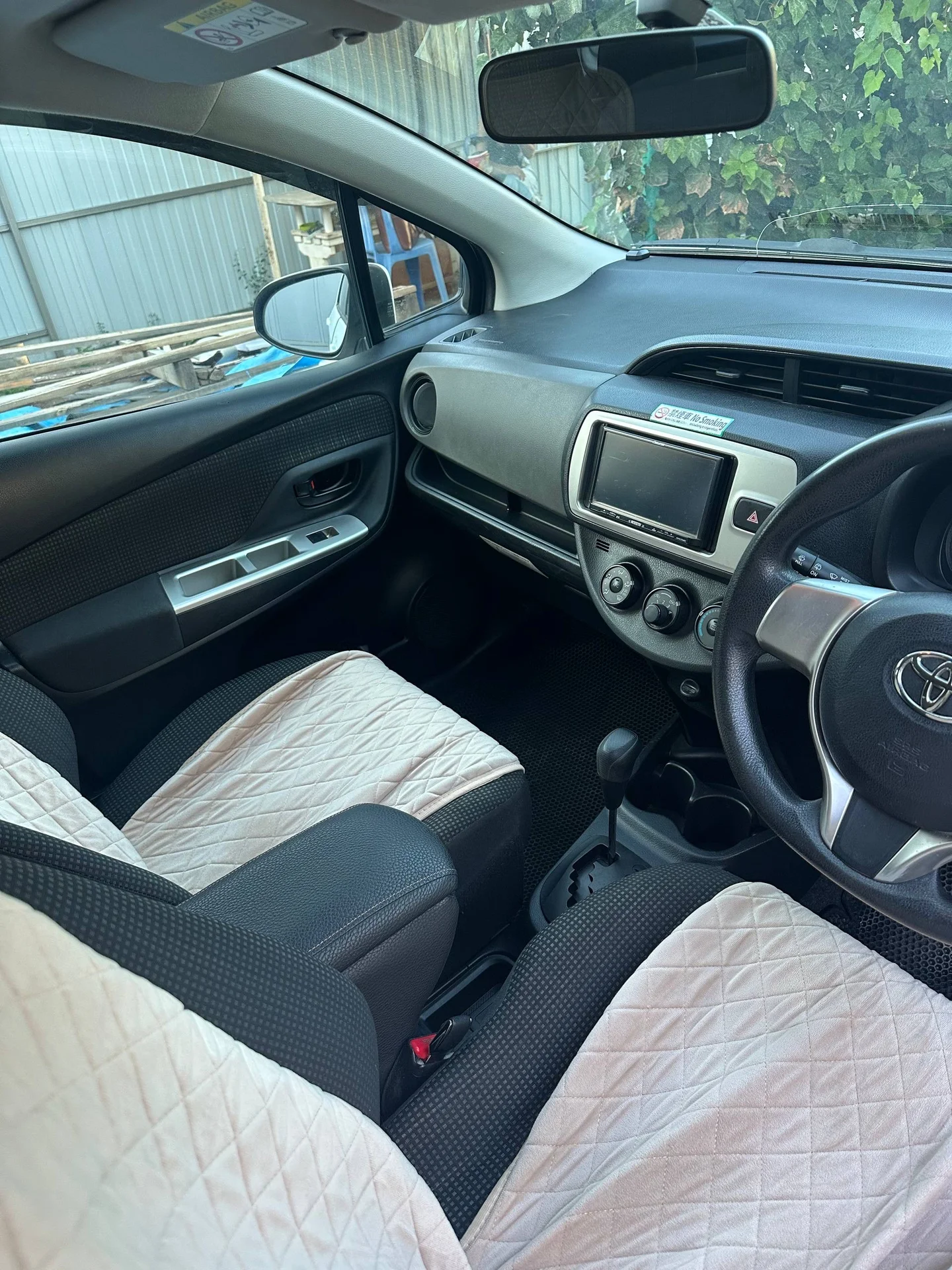 Toyota Vitz III (XP130) Рестайлинг, 2015 - миниатюра 15