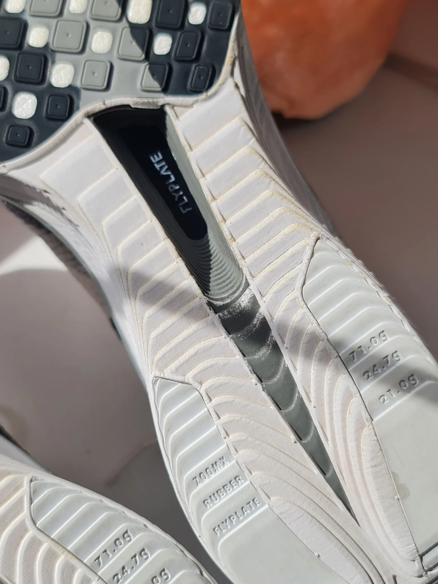 Кроссовки Nike ZoomX Vaporfly Next% 3 Оригинал - миниатюра 10