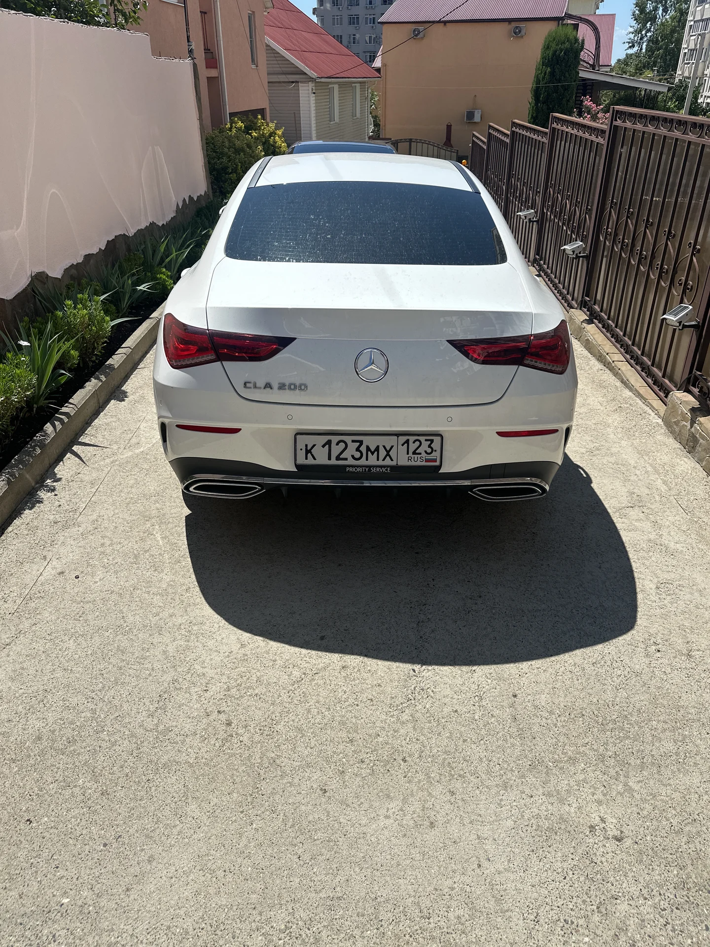 продается автомобиль Mercedes-bez CLA 200 - миниатюра 2