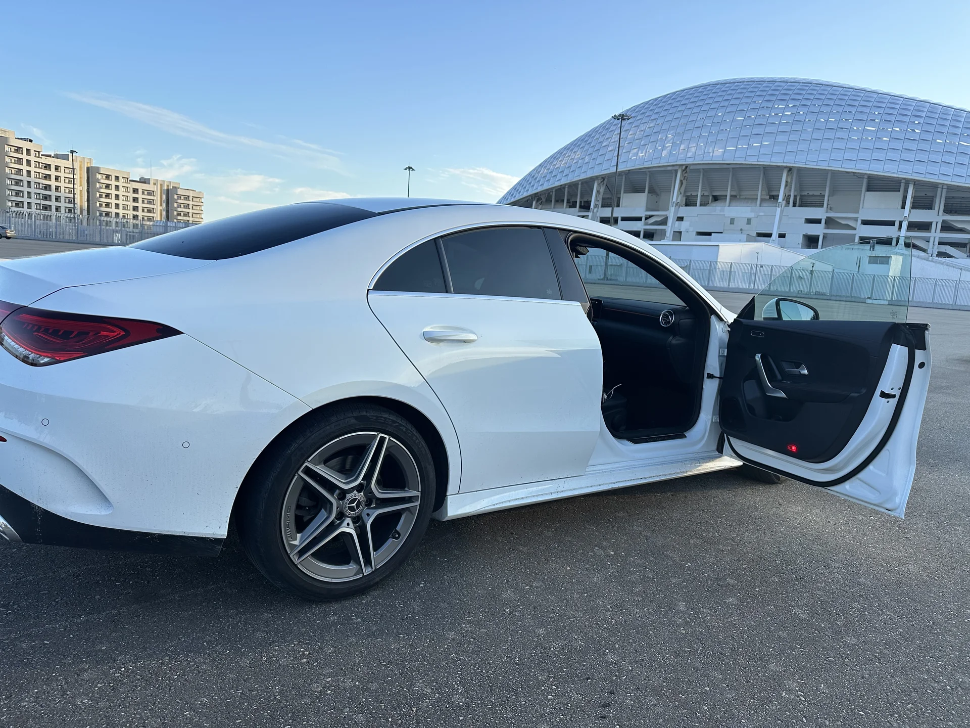 продается автомобиль Mercedes-bez CLA 200 - миниатюра 3