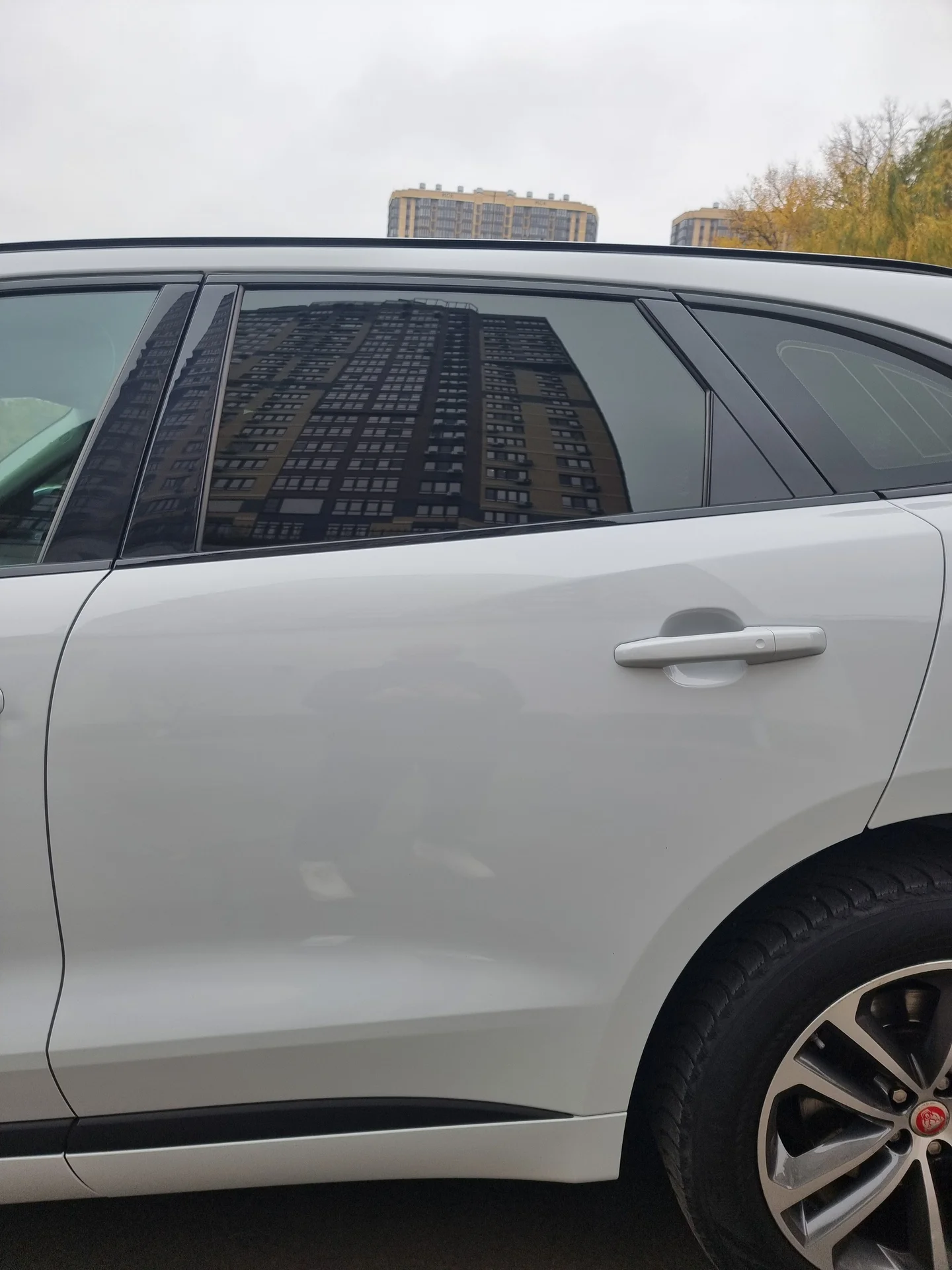 Jaguar F-pace - миниатюра 11