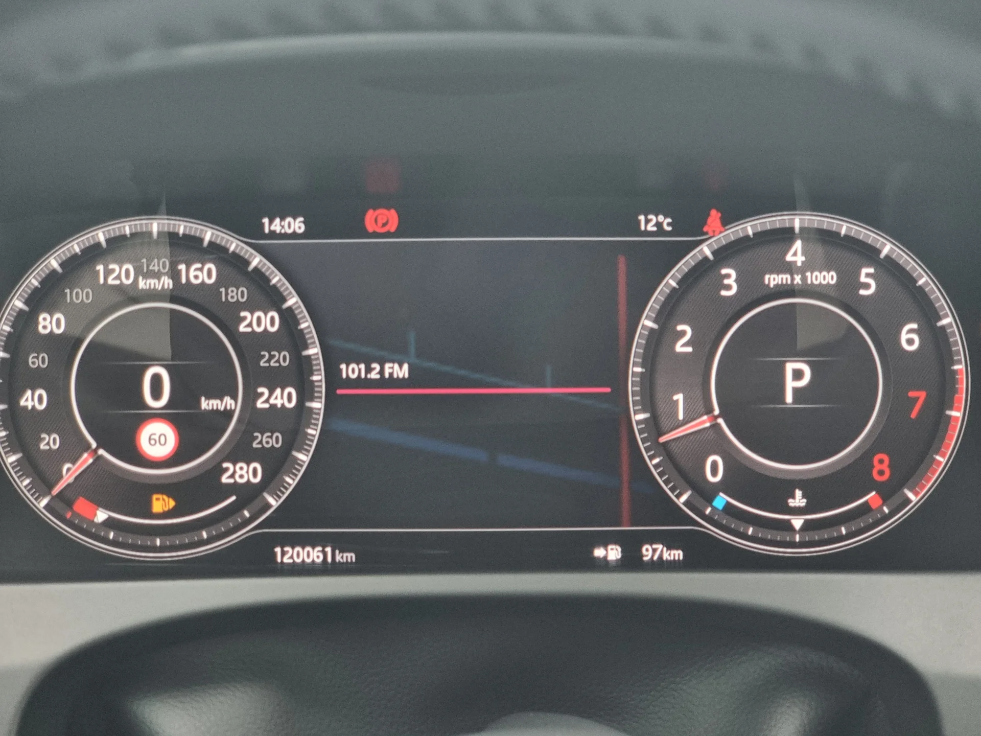 Jaguar F-pace - миниатюра 26
