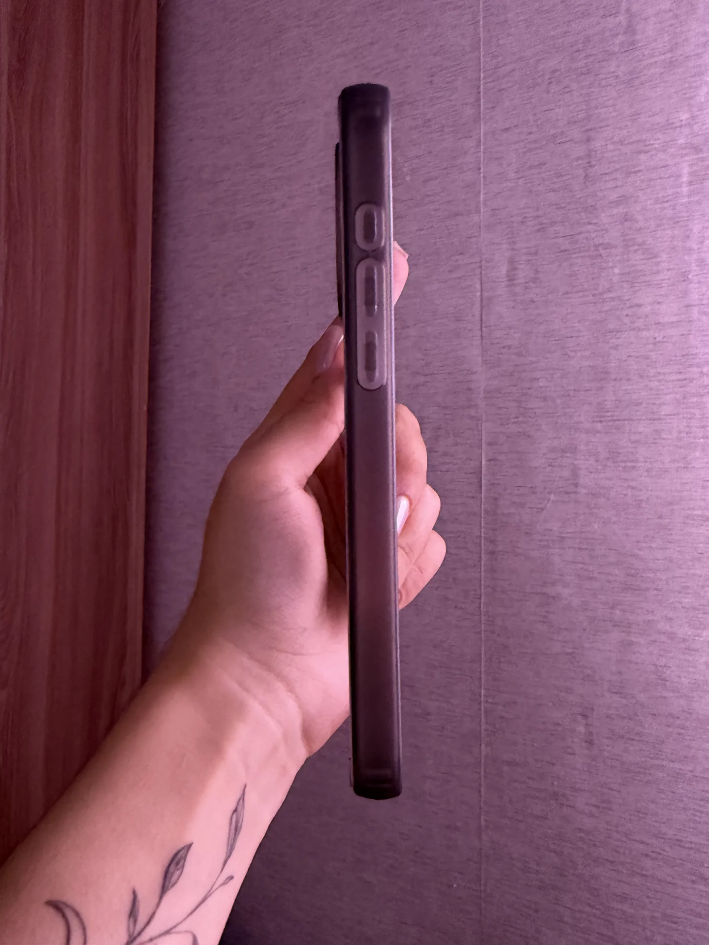 чехол на iPhone 16 pro max - миниатюра 5