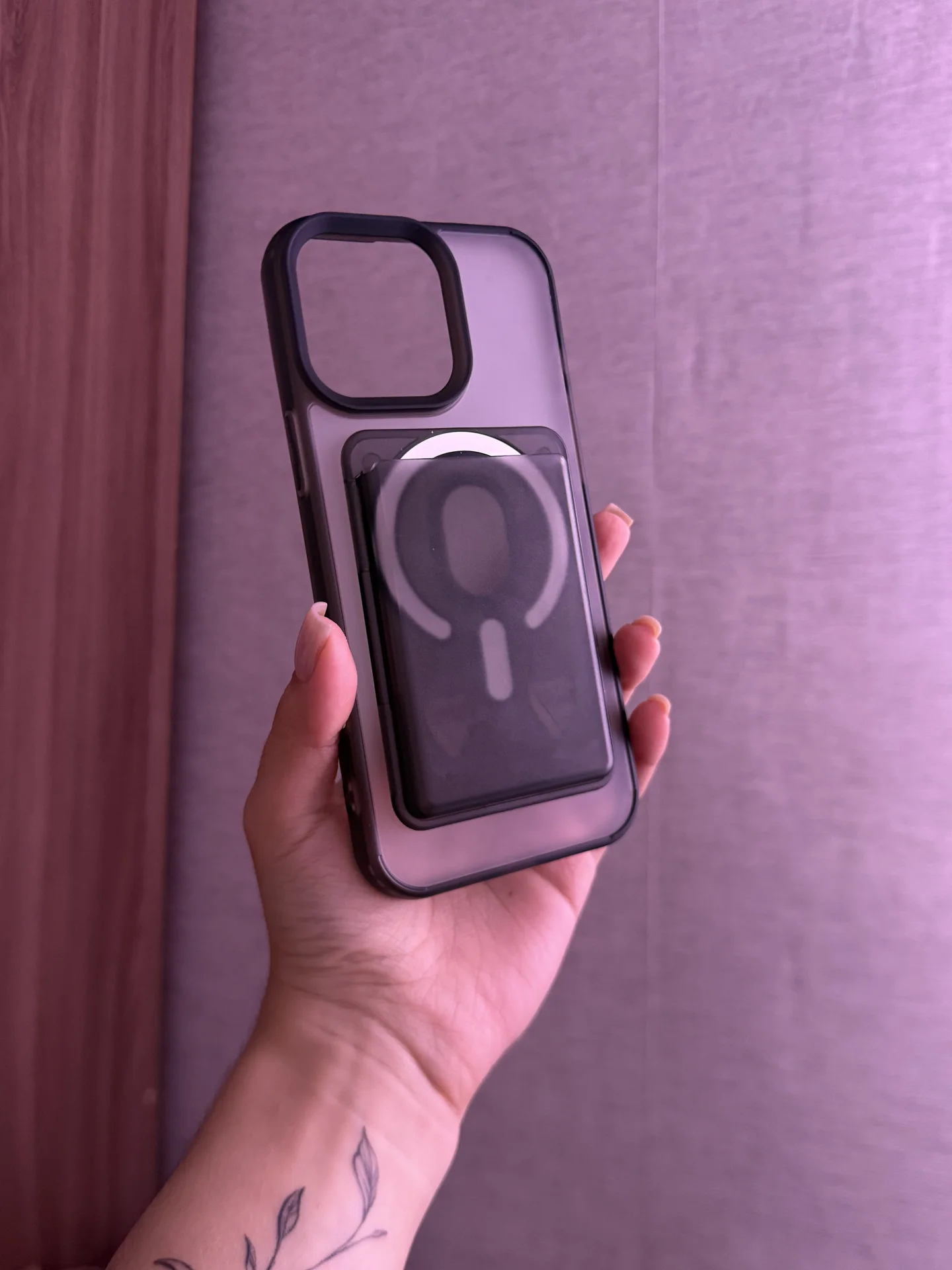 чехол на iPhone 16 pro max - миниатюра 9
