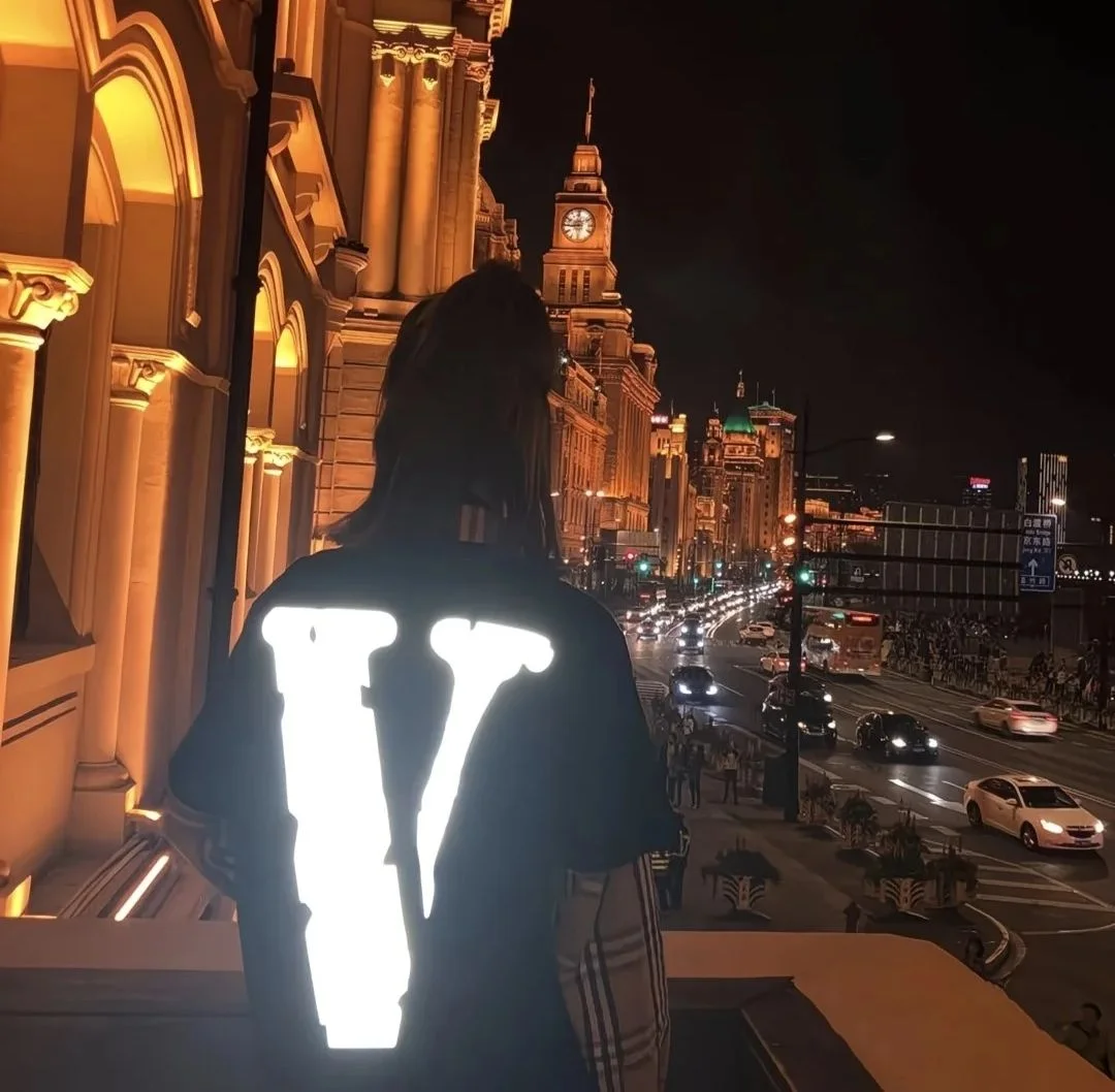 футболка vlone - миниатюра 2
