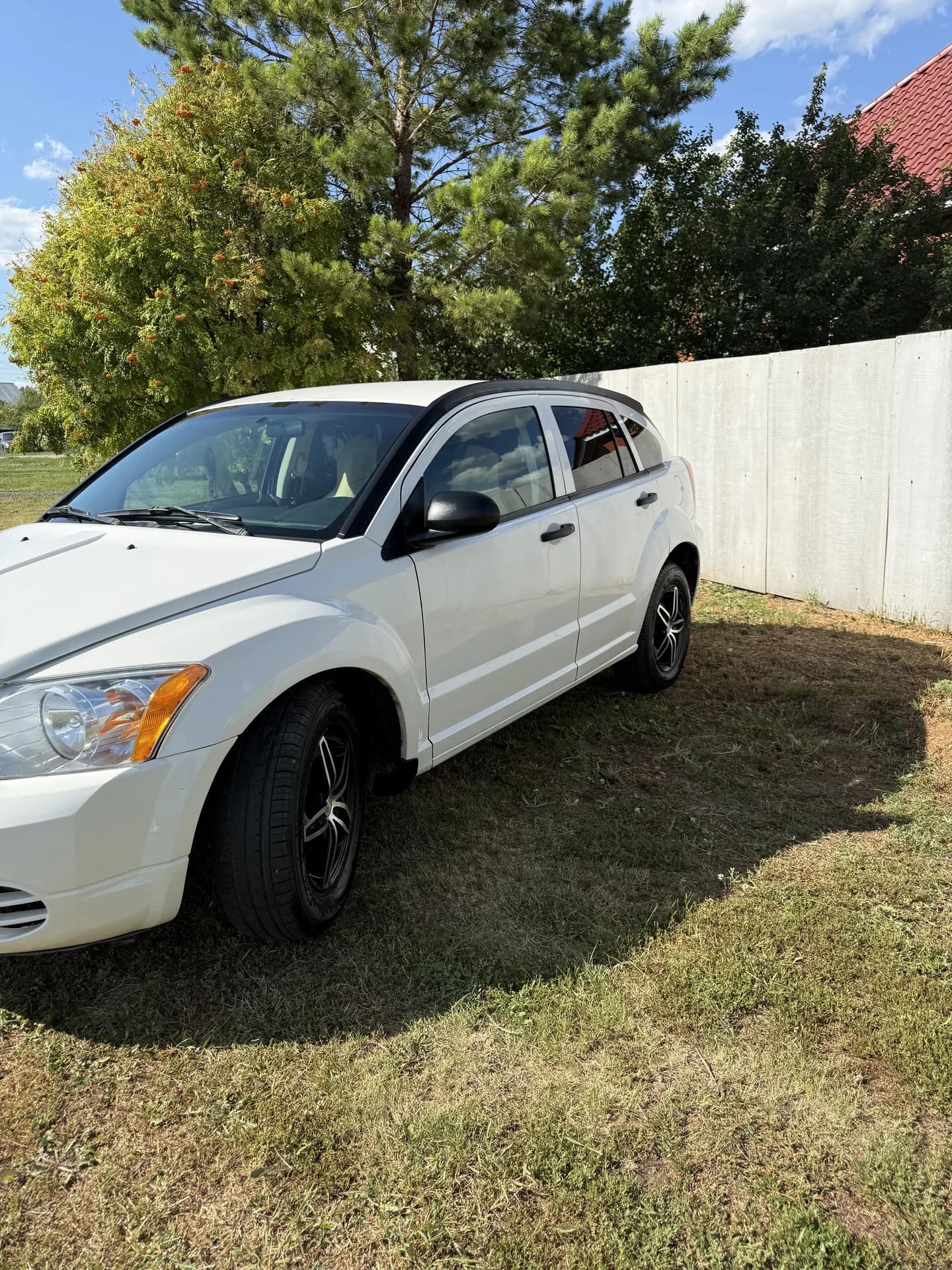 машина dodge caliber - миниатюра 4