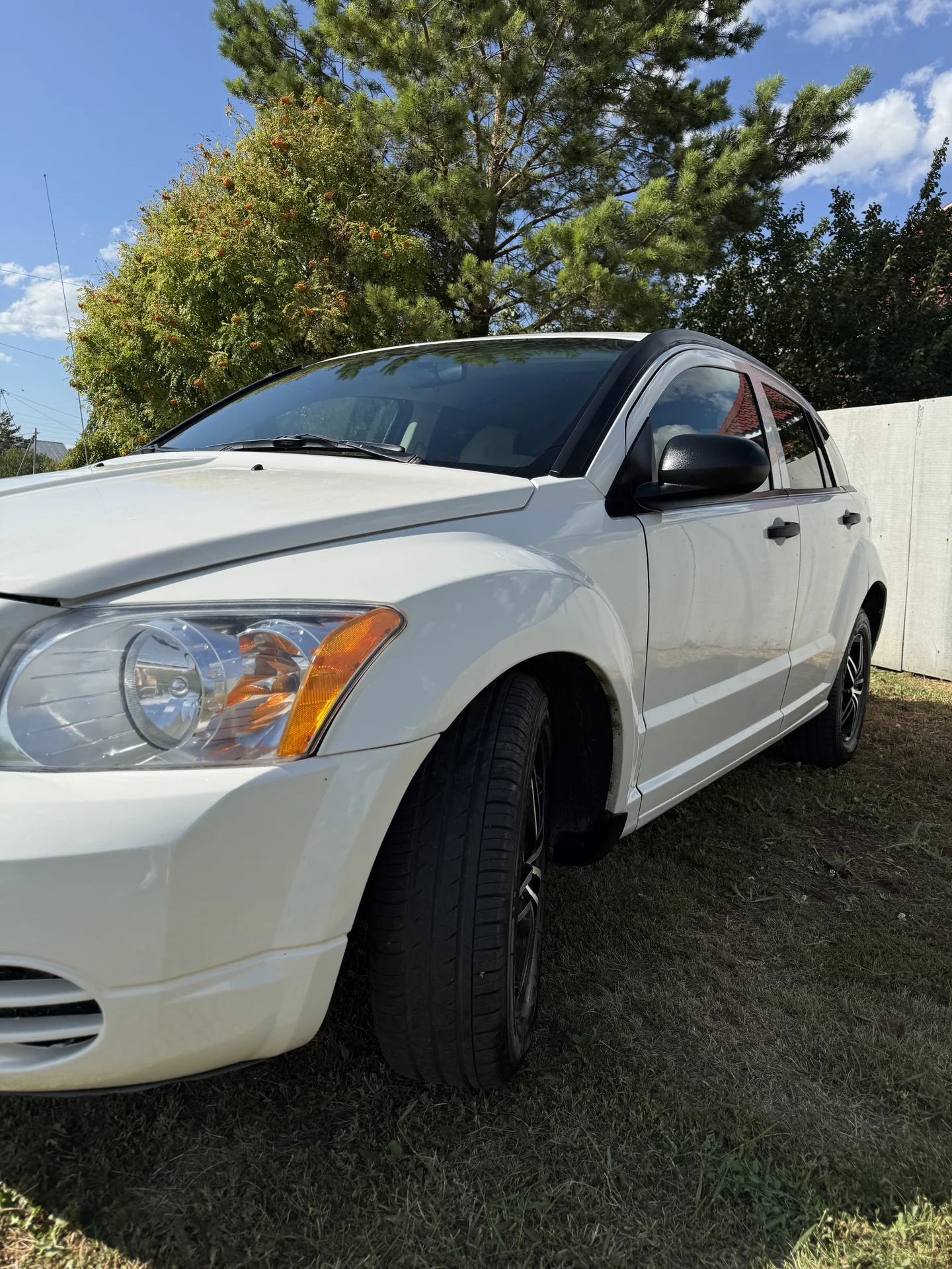 машина dodge caliber - миниатюра 6